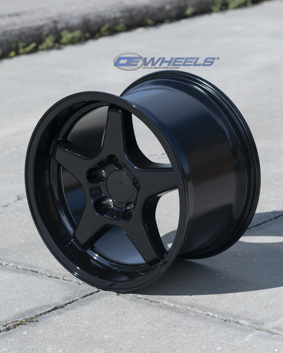 OE Wheels CV01-17110-5475-50B 17" Replica fits Chevrolet Corvette ZR1 Gloss Blk