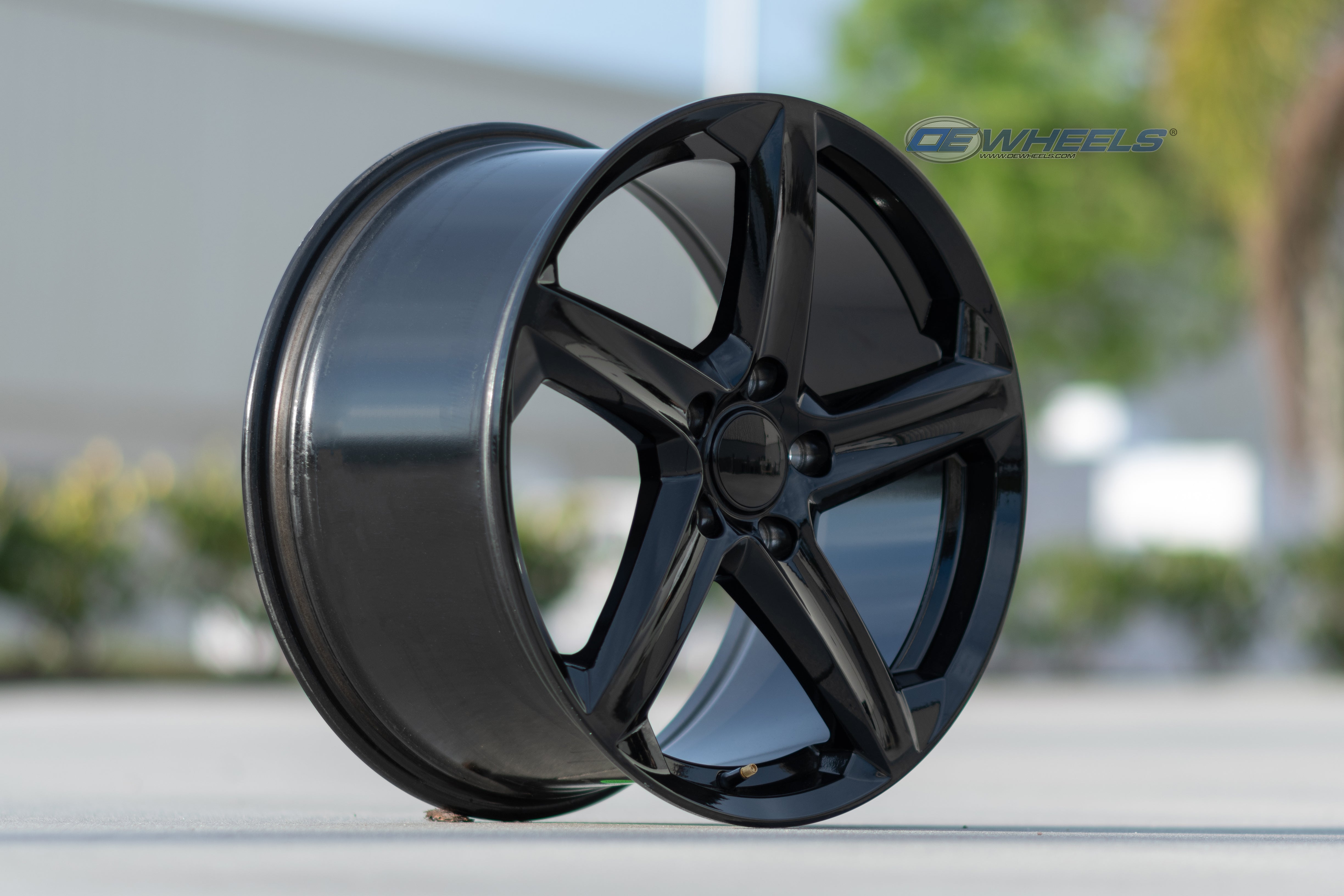 OE Wheels CV02C-19100-5475-73B 19" Replica fits Chevrolet C7 Corvette Gloss Blk
