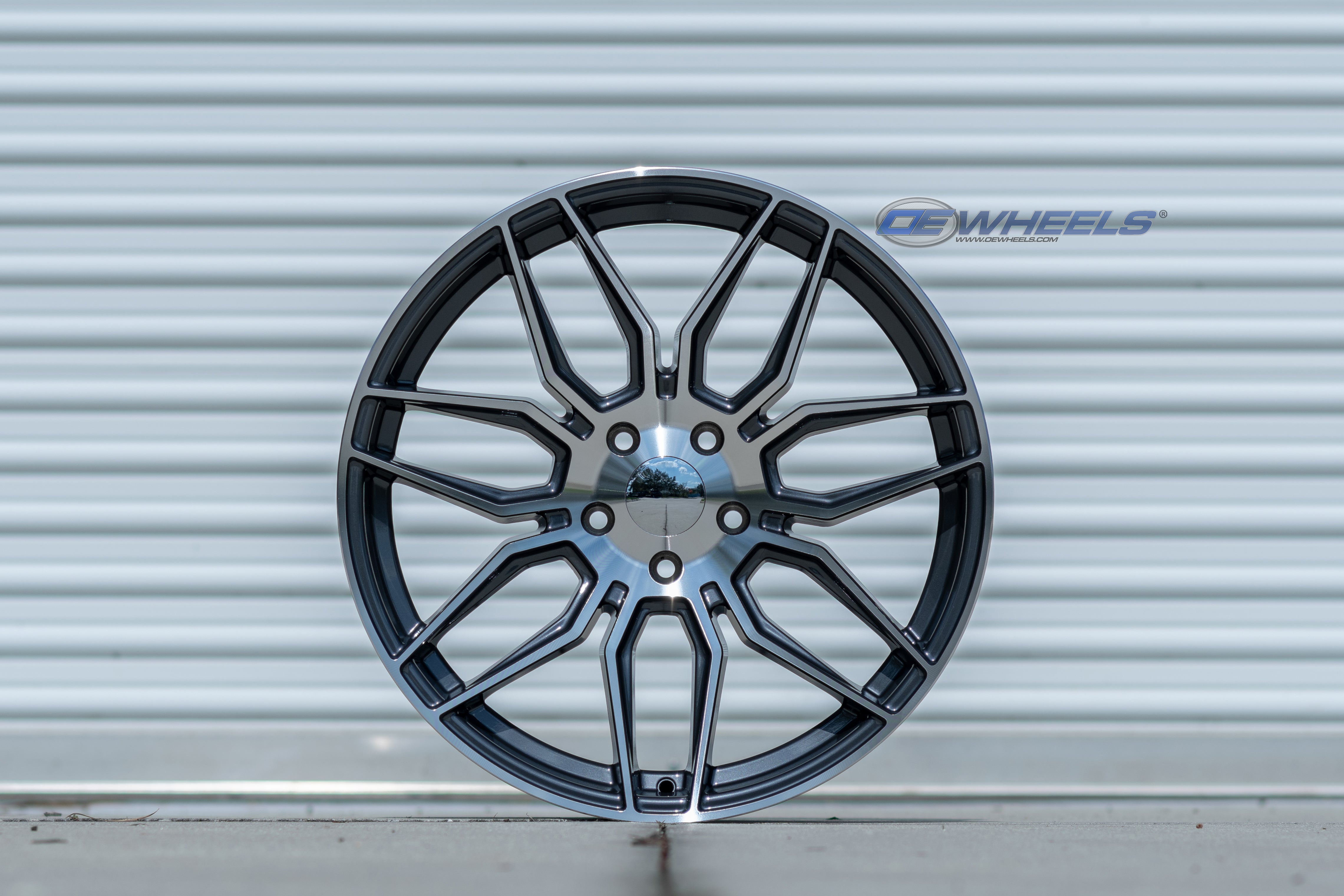 OE Wheels CV03D-20110-5120-64MG 20" Replica fits Chevrolet C8 Corvette Gunmetal