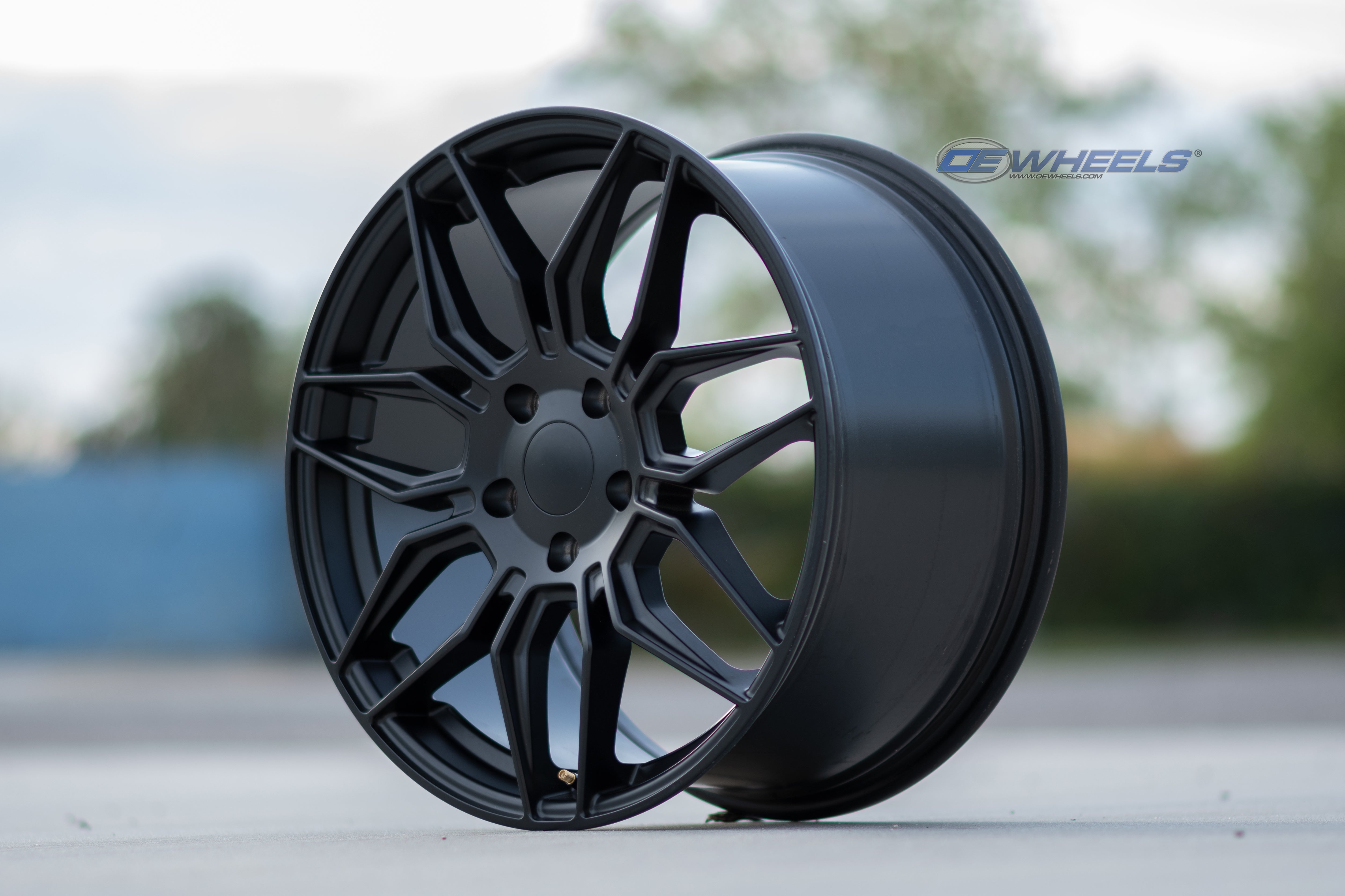 OE Wheels CV03C-18085-5475-52B1 18" Replica fits Chevrolet C7 Corvette Satin Blk
