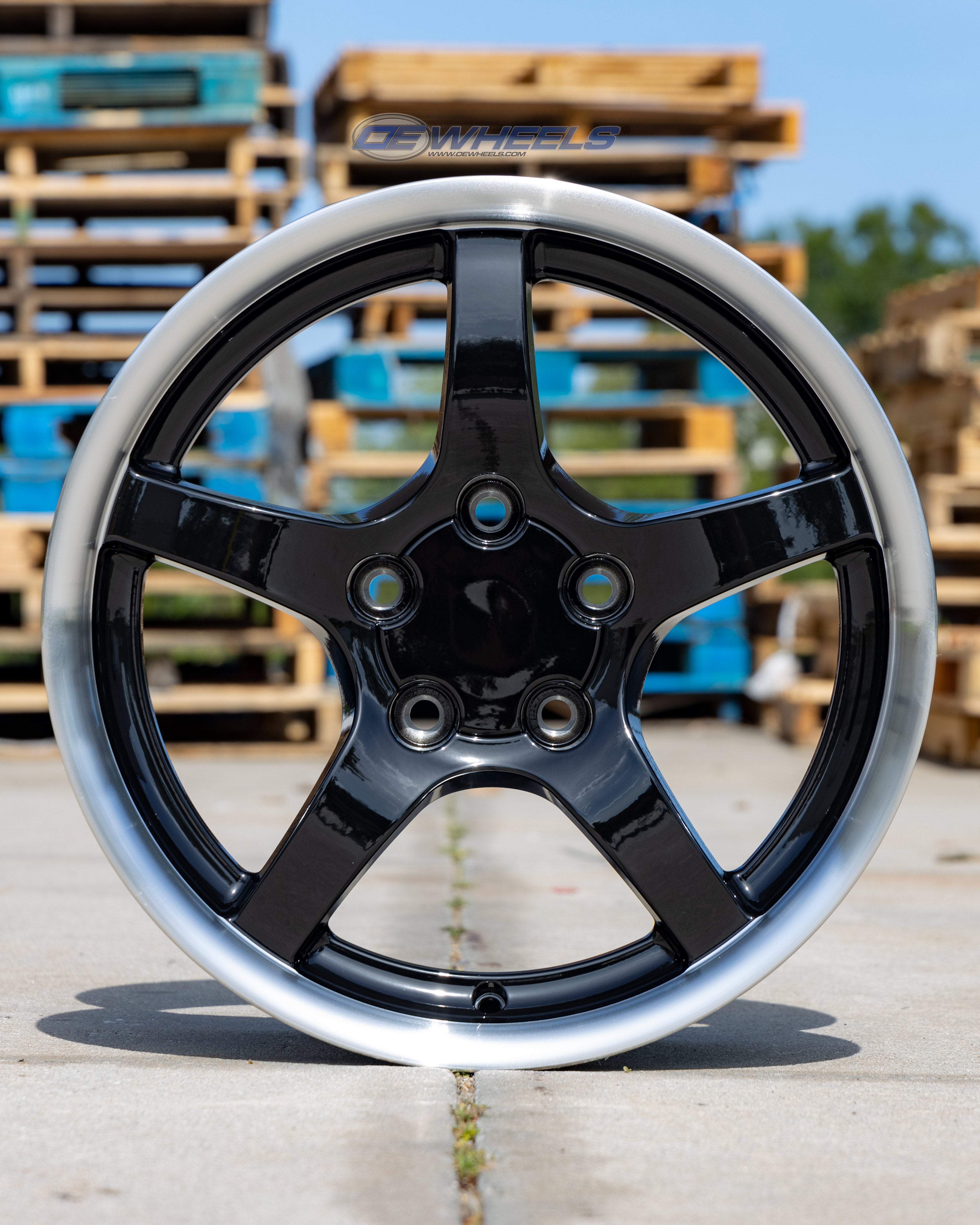 OE Wheels CV05-D18095-5475-54BM 18" Replica fits Chevrolet Corvette C5 Black