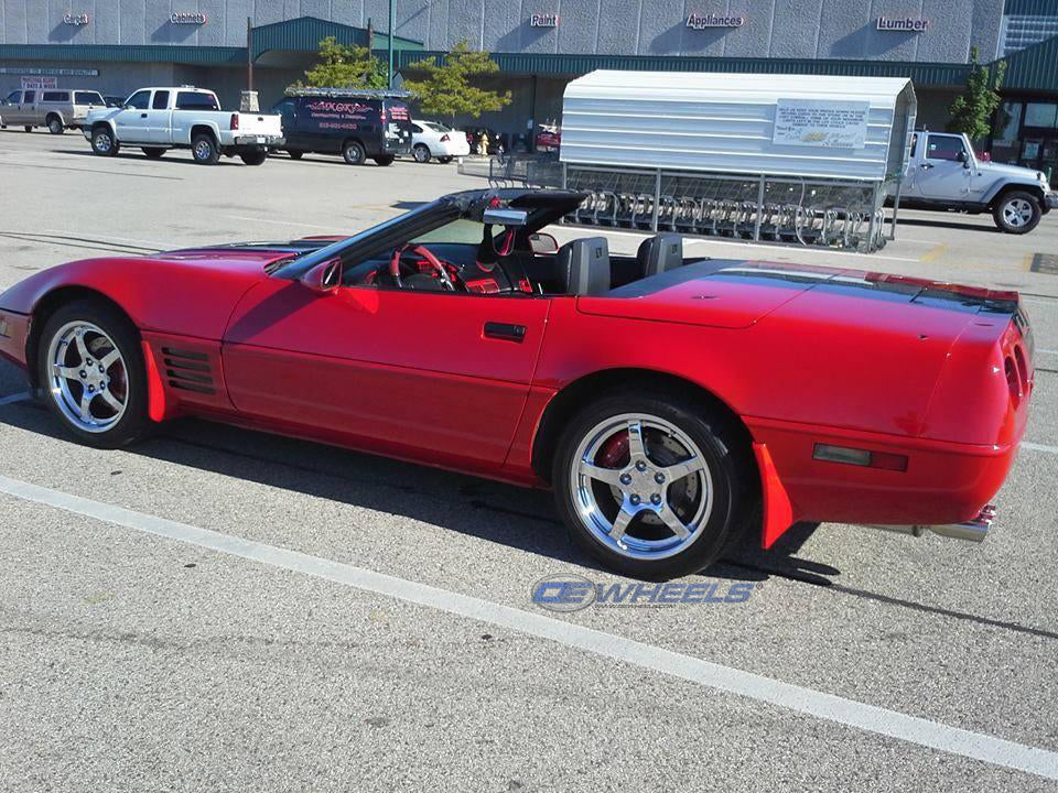 OE Wheels CV05-18095-5475-65C 18" Replica fits Chevrolet Corvette C5 Chrome