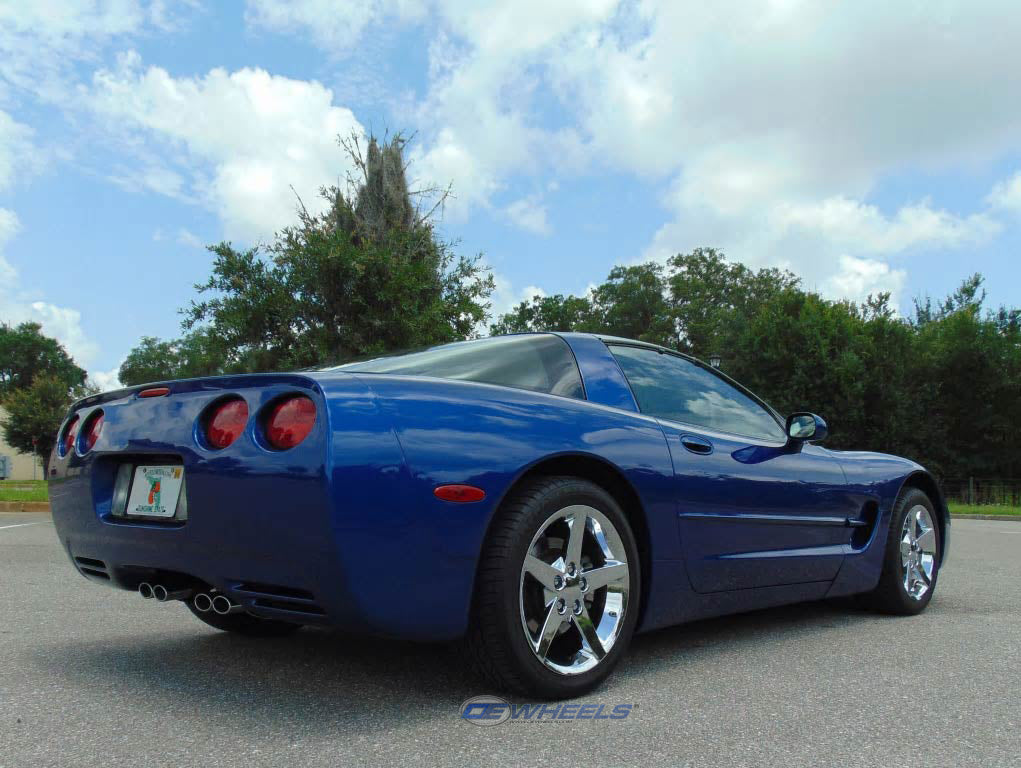 OE Wheels CV06A-18095-5475-58C 18" Replica fits Chevrolet Corvette C6 Chrome