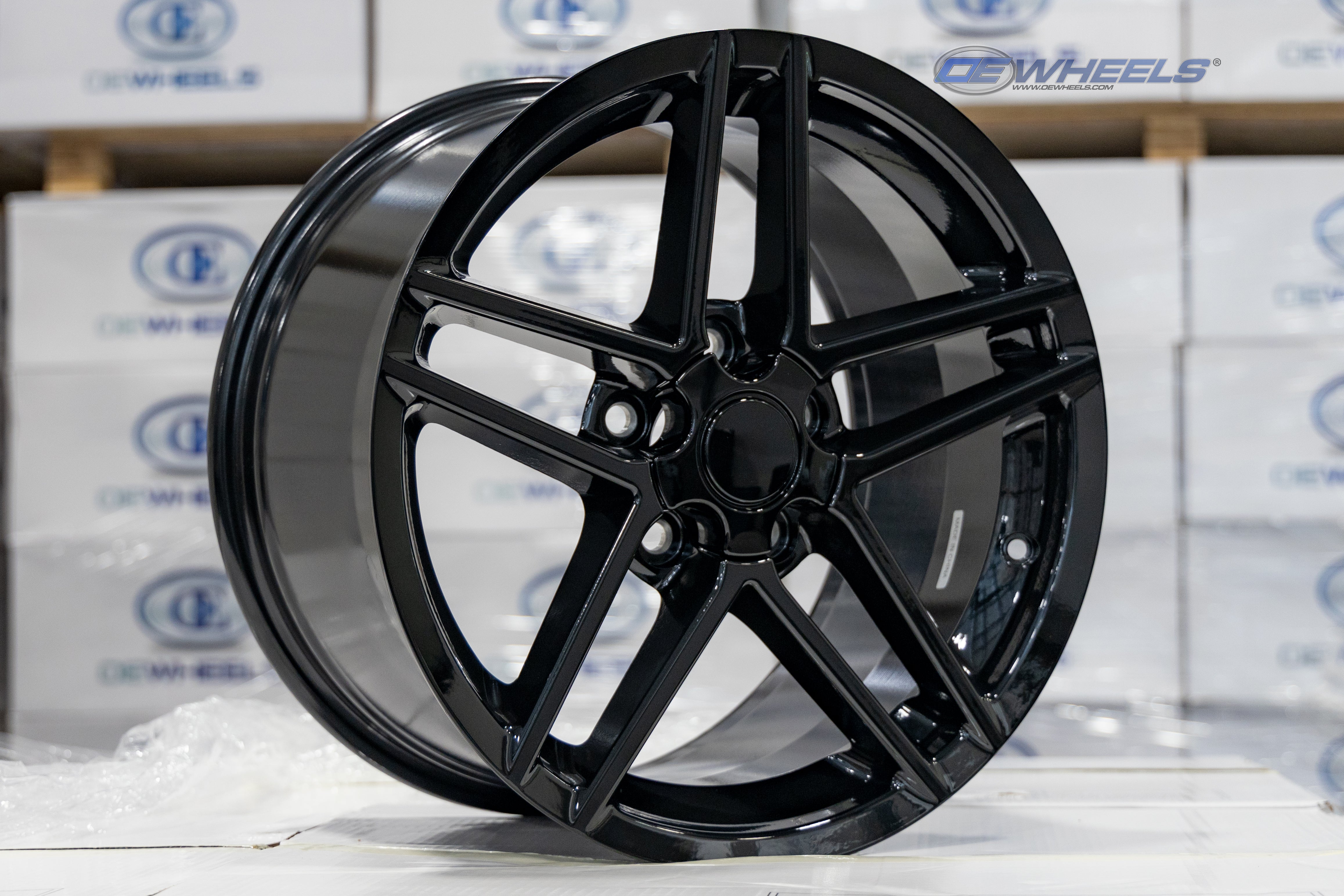OE Wheels CV07A-18095-5475-56B 18" Replica fits Chevrolet Corvette C6 Z06 Black