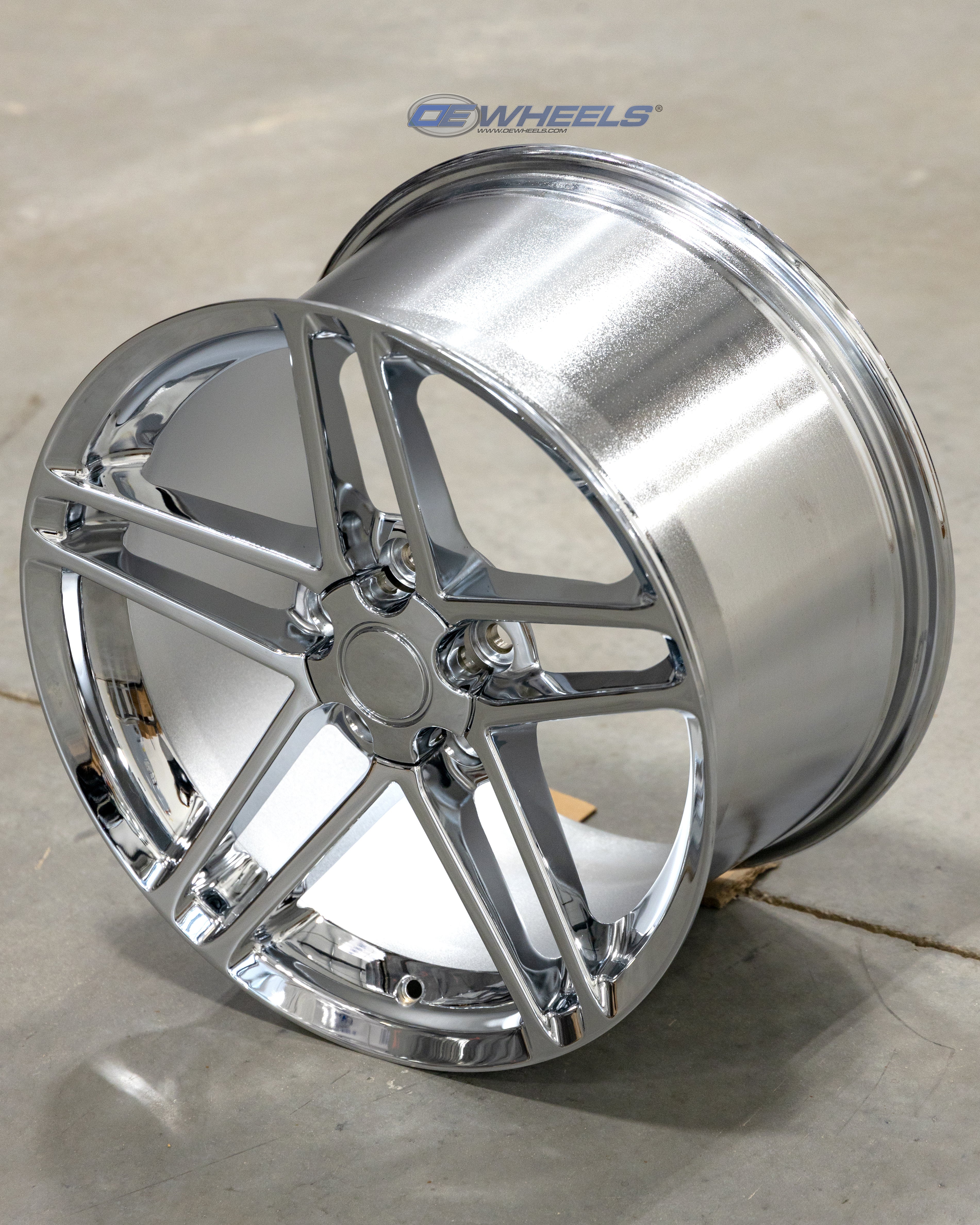 OE Wheels CV07A-17095-5475-54C 17" Replica fits Chevrolet Corvette C6 Z06 Chrome