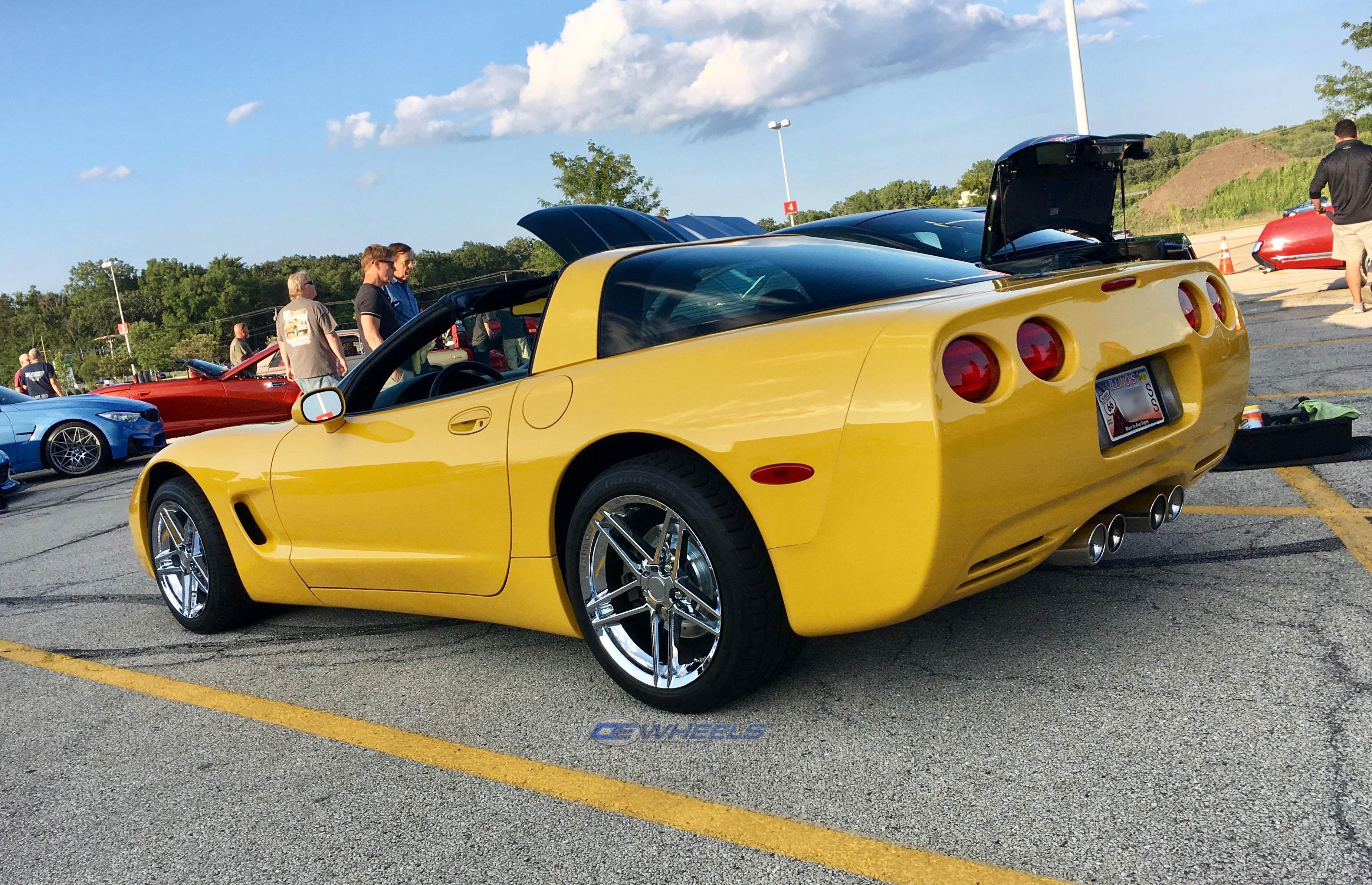 OE Wheels CV07A-18105-5475-56C 18" Replica fits Chevrolet Corvette C6 Z06 Chrome