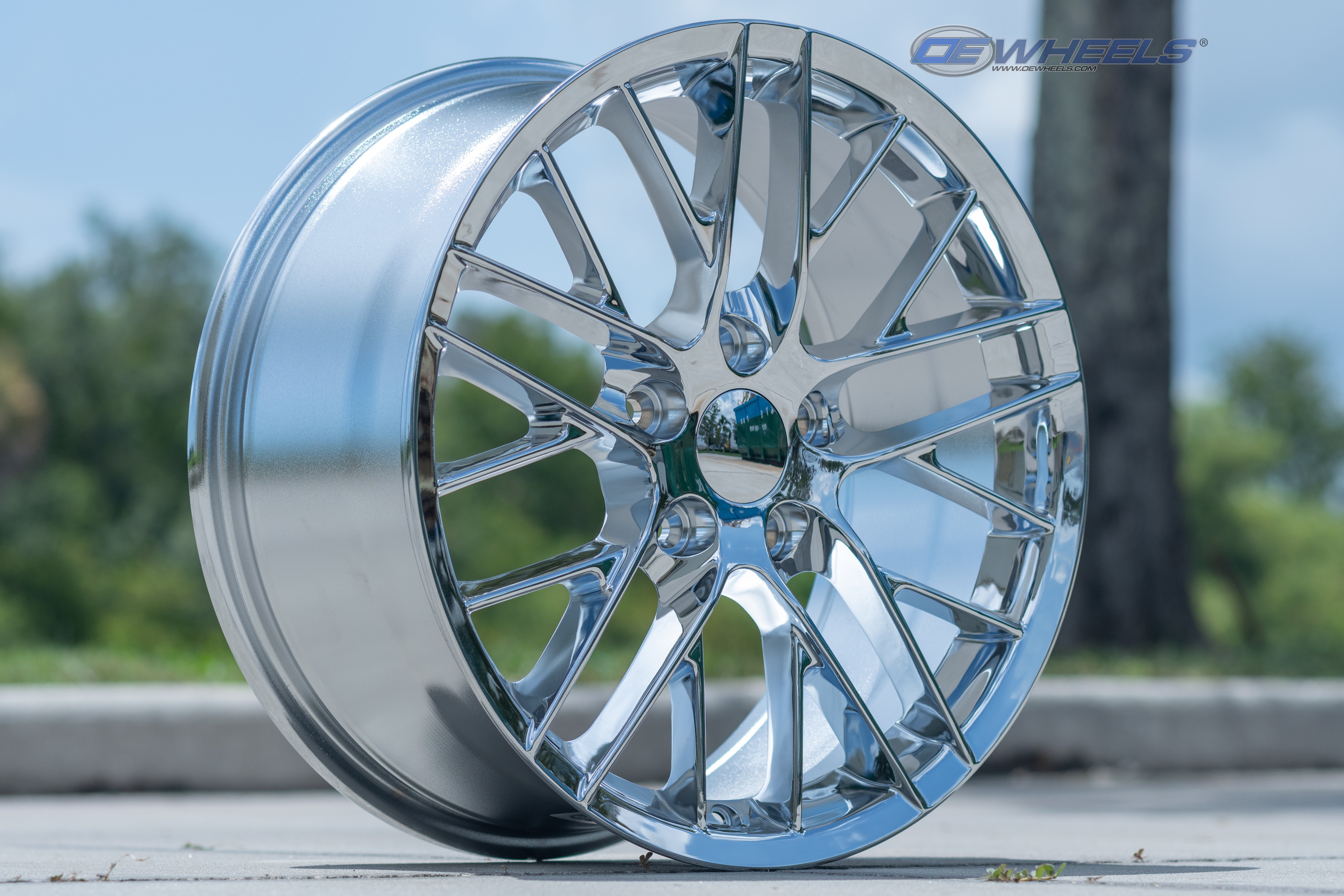 OE Wheels CV08A-17095-5475-54C 17" Replica fits Chevrolet Corvette C6 ZR1 Chrome