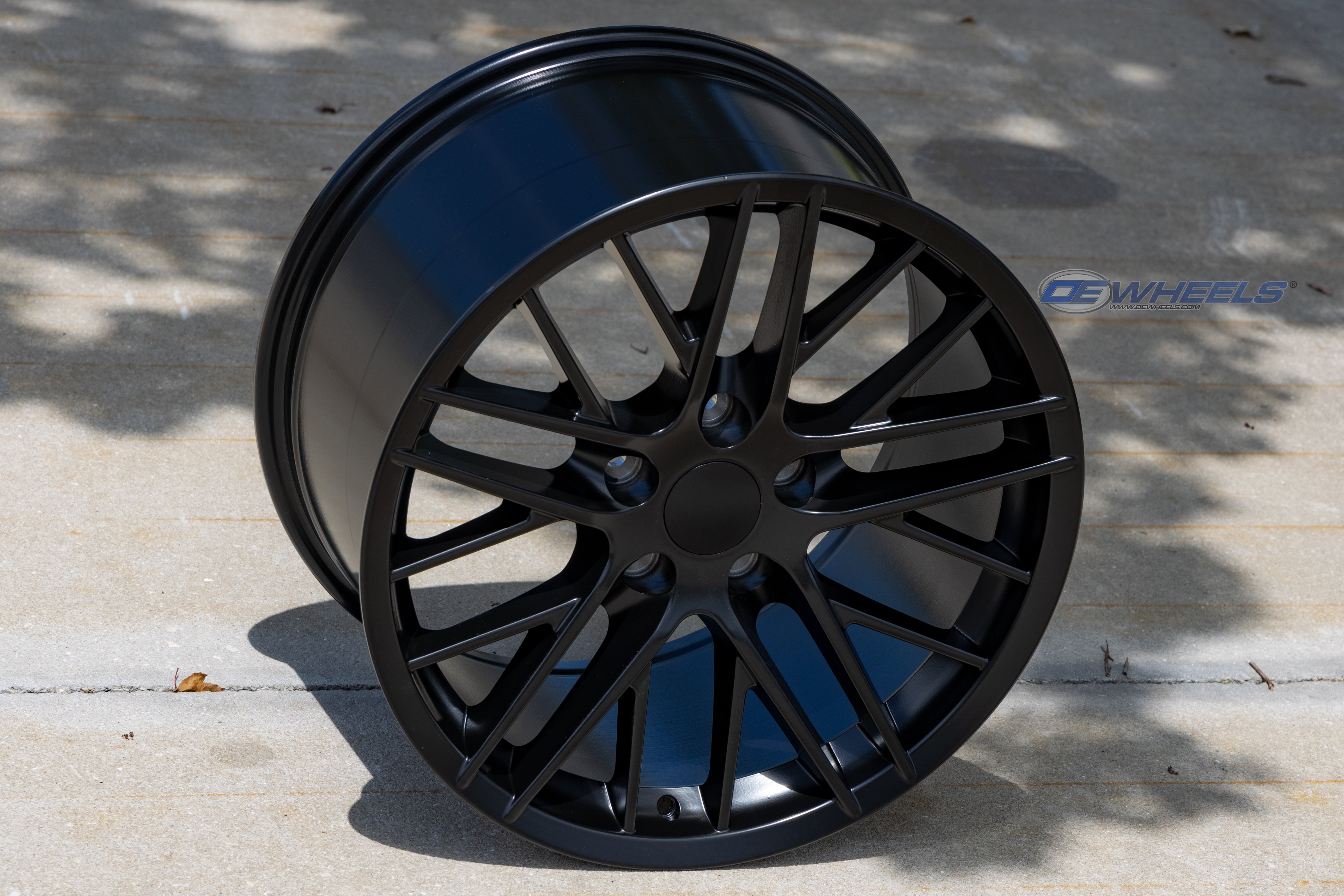 OE Wheels CV08A-18105-5475-56B1 18" Replica fits Chevrolet Corvette C6 ZR1 Satin