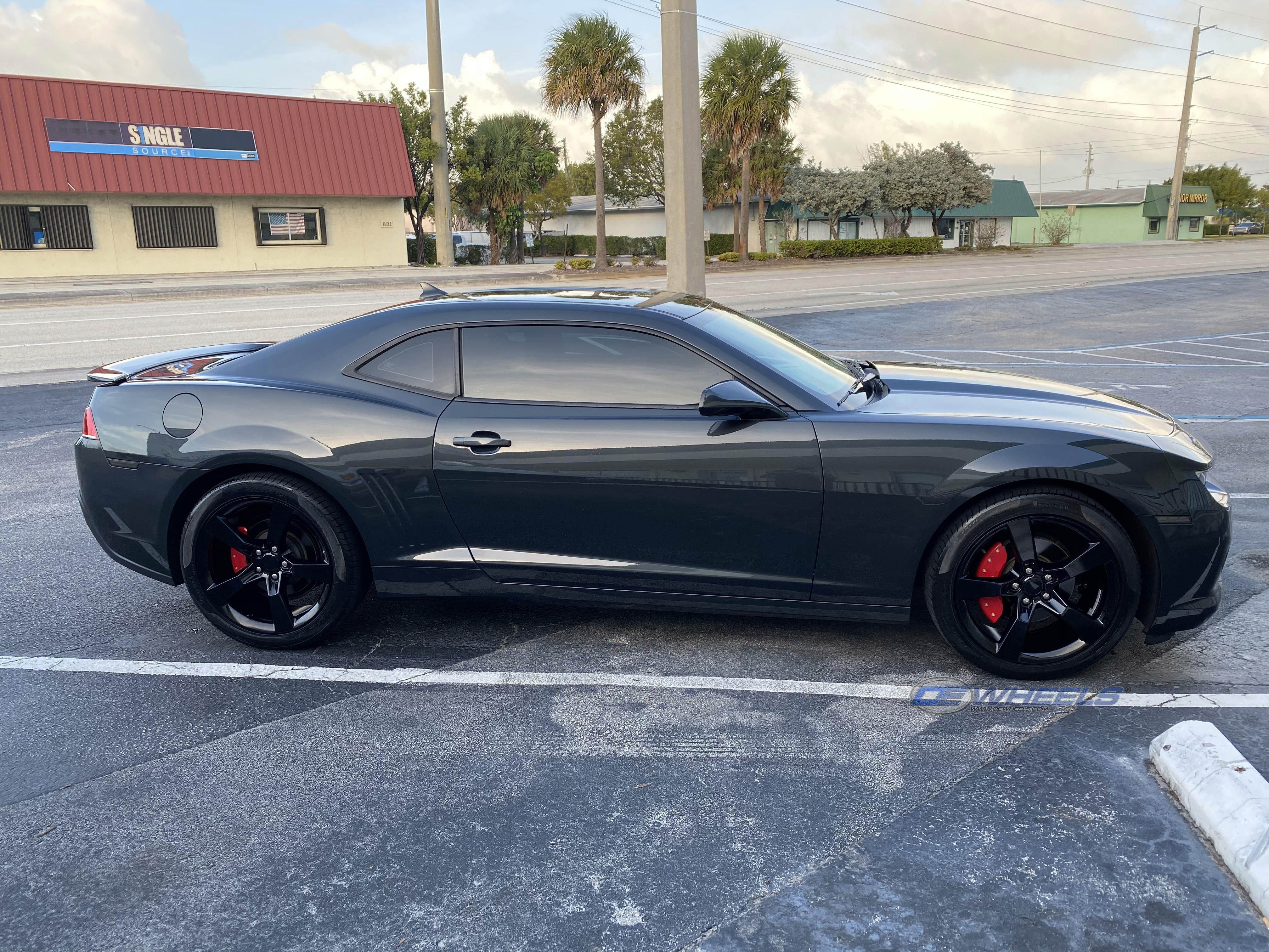 OE Wheels CV11-20090-5120-35B 20" Replica fits Chevrolet Camaro SS 20x9 Black