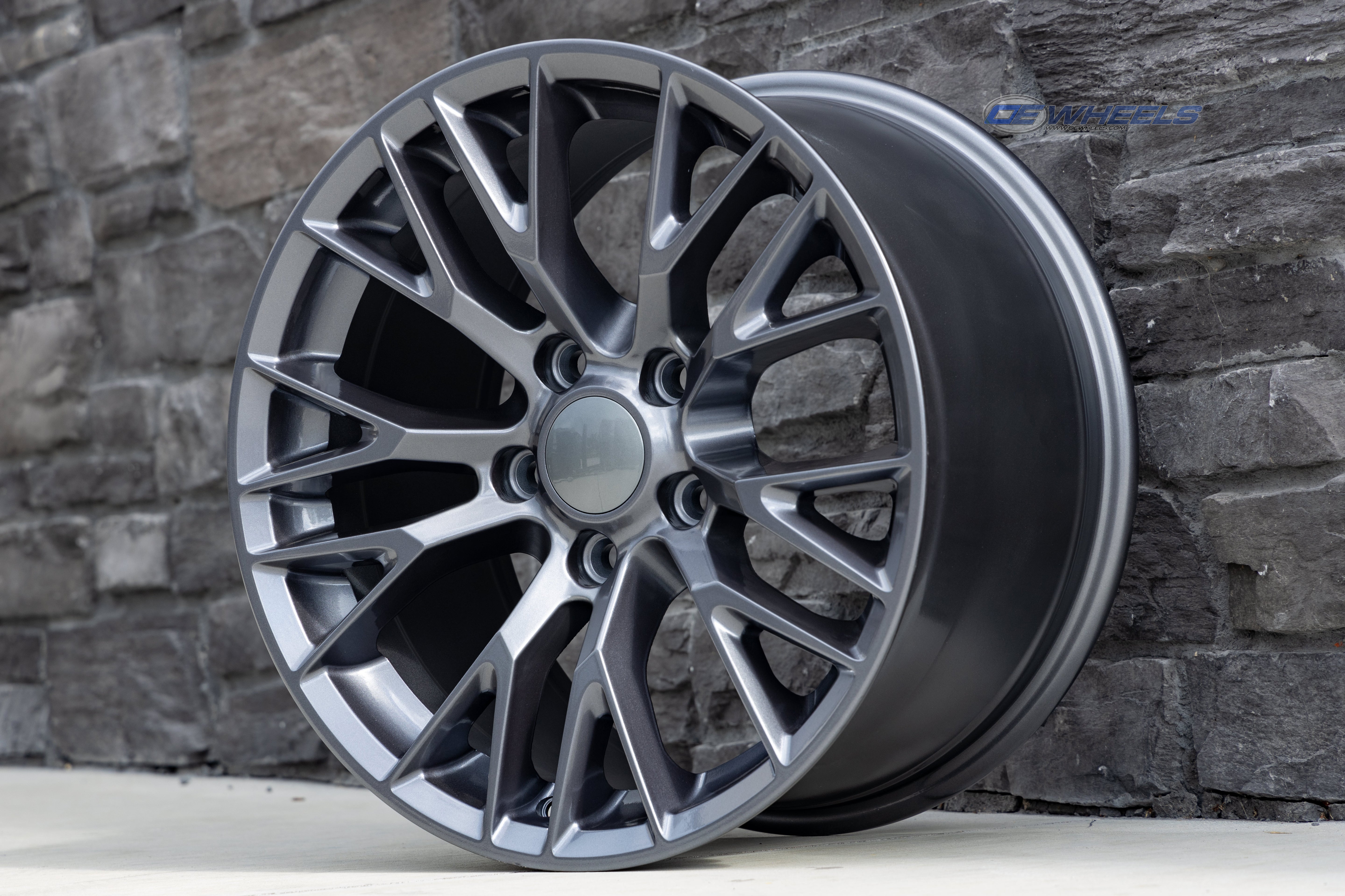 OE Wheels CV22B-18085-5475-56G 18" Replica fits Chevy Corvette C7 Z06 Gunmetal