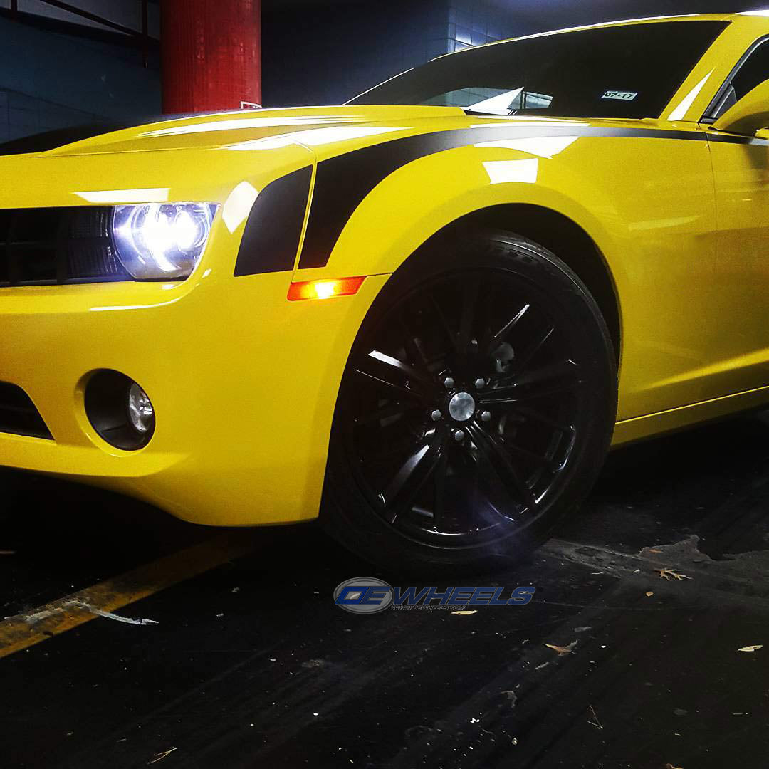 OE Wheels CV25-20095-5120-40B1 20" Replica fits Chevrolet Camaro ZL1 Satin