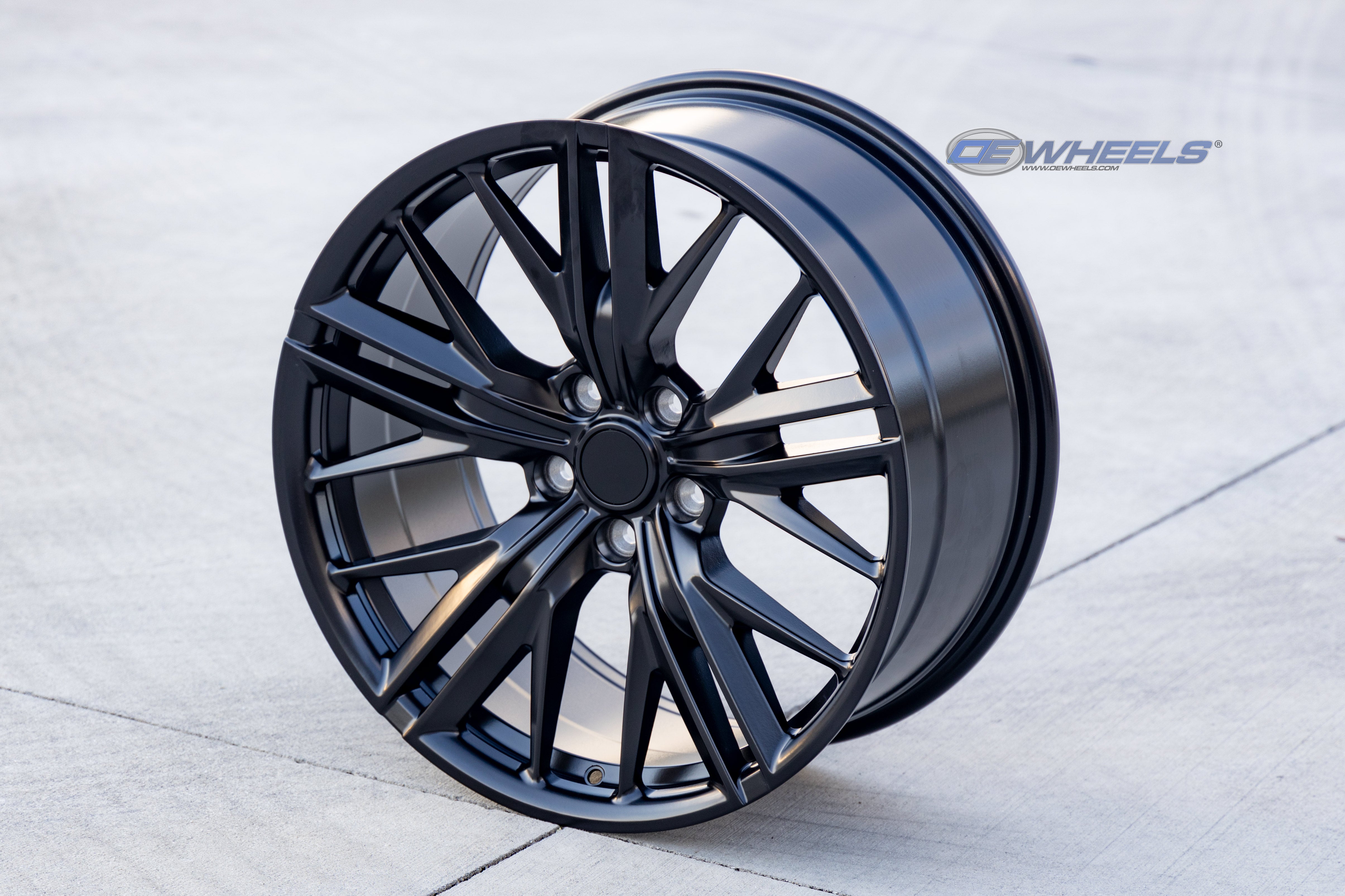 OE Wheels CV25-20095-5120-40B1 20" Replica fits Chevrolet Camaro ZL1 Satin