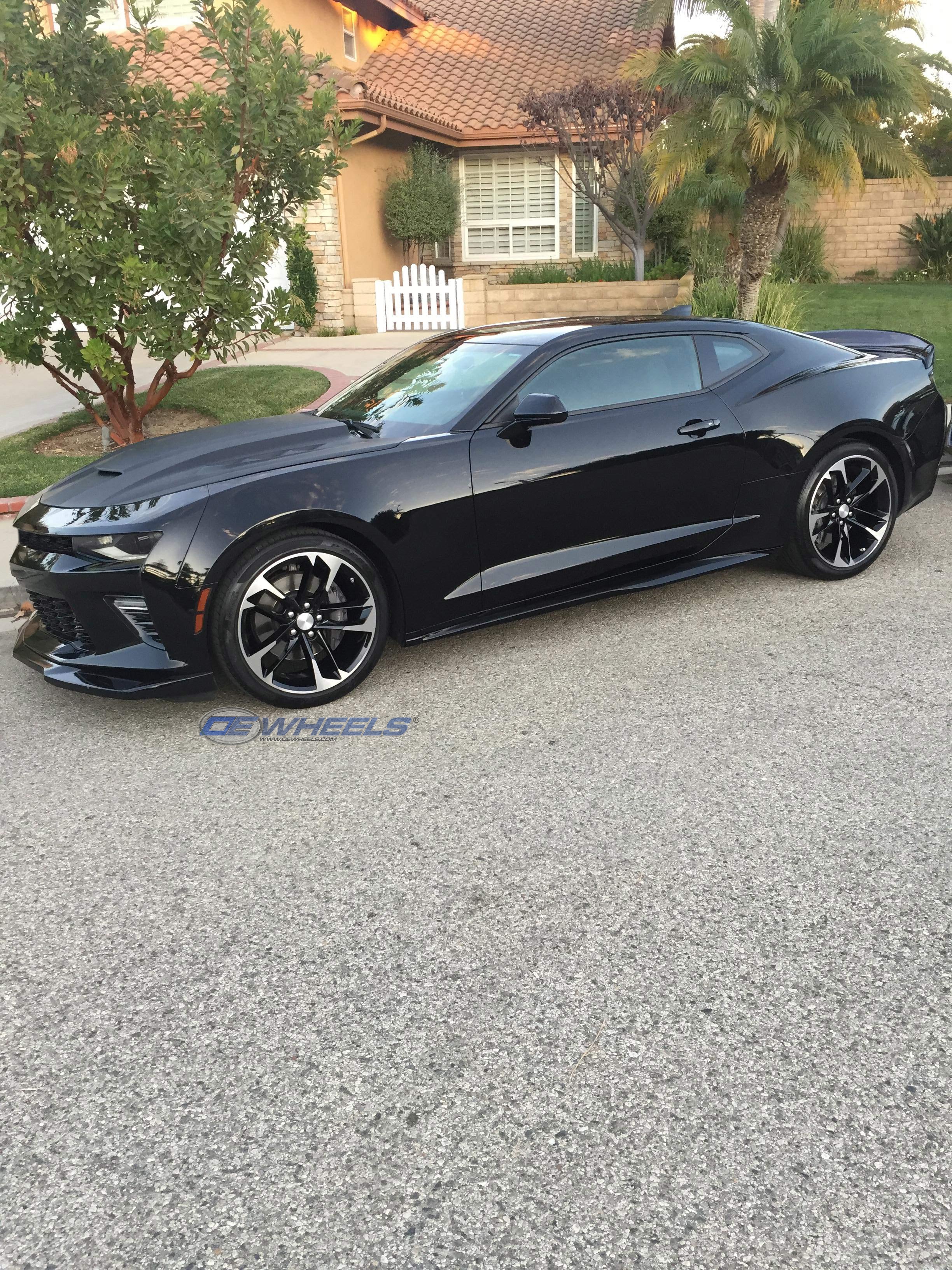 OE Wheels CV29-20085-5120-25MB 20" Replica fits Chevrolet Camaro Black Mach'd