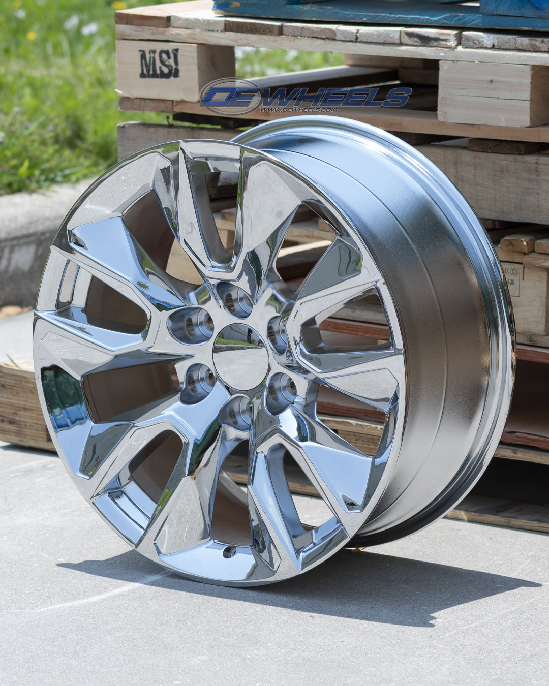OE Wheels CV32-20090-6550-28C 20" Replica fits Chevrolet Silverado 20x9 Chrome