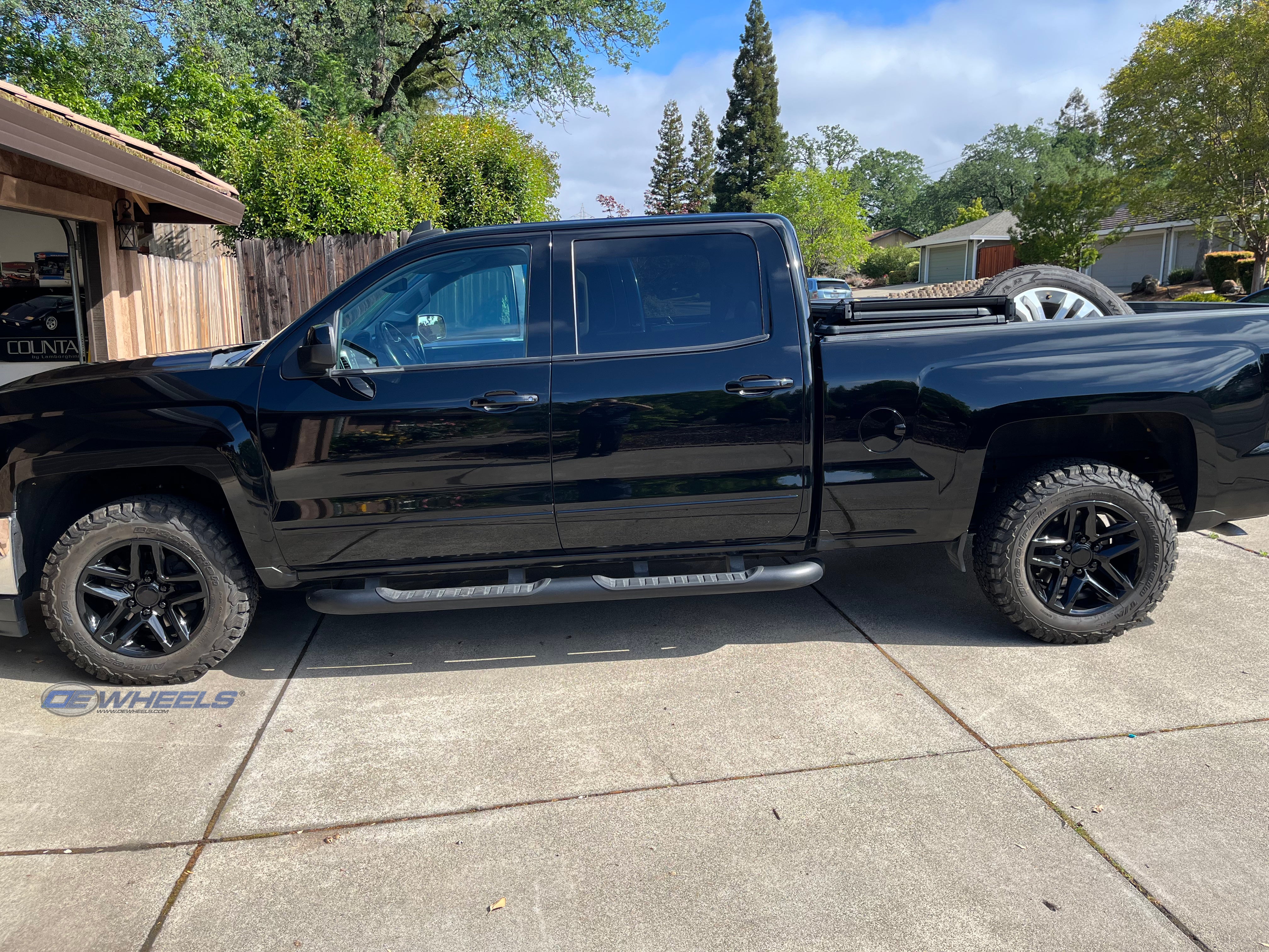 OE Wheels CV34B-18085-6550-26B 18" Replica CV34B fits Chevrolet Silverado Black
