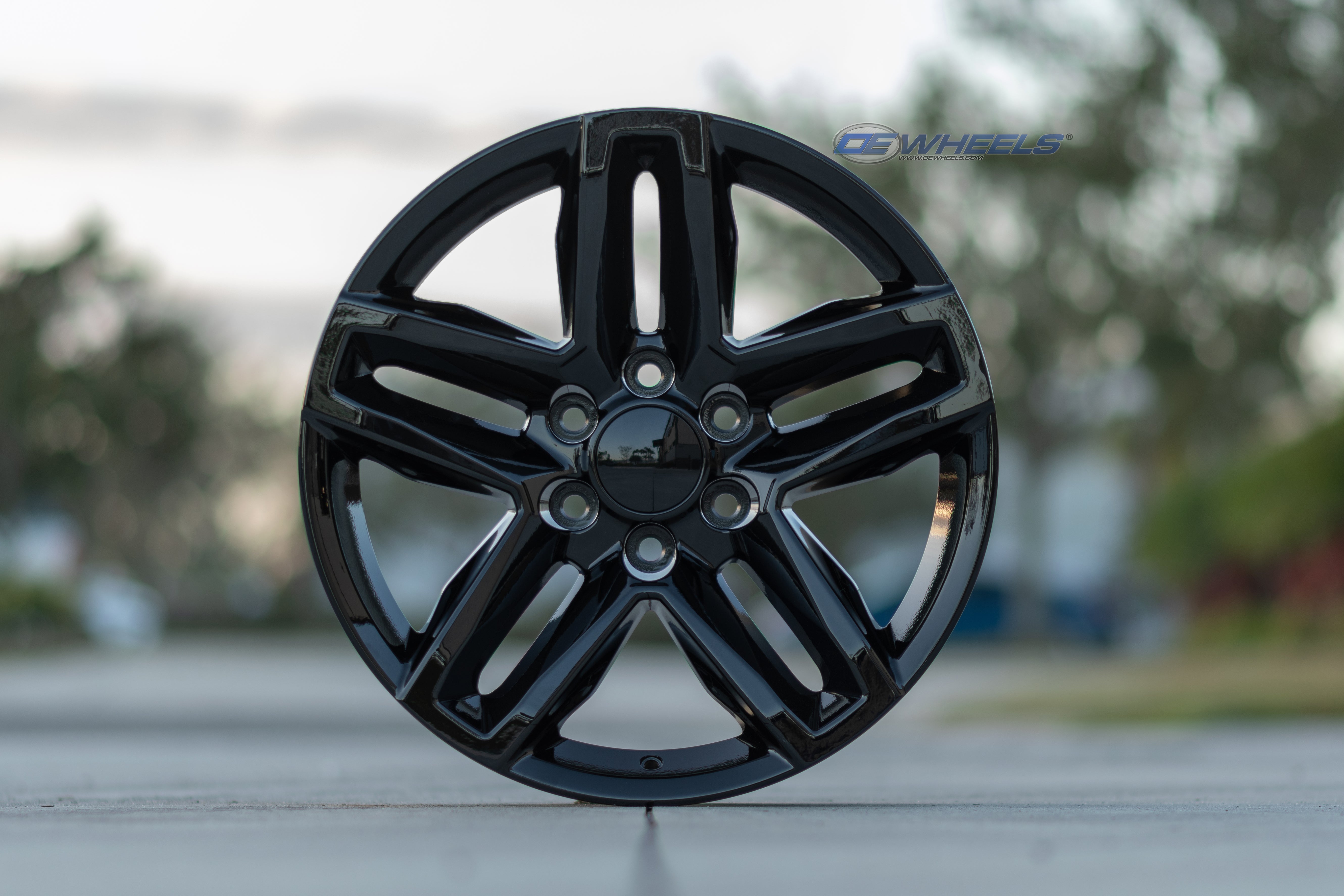 OE Wheels CV34B-20090-6550-26B 20" Replica fits Chevrolet Silverado 1500 Black