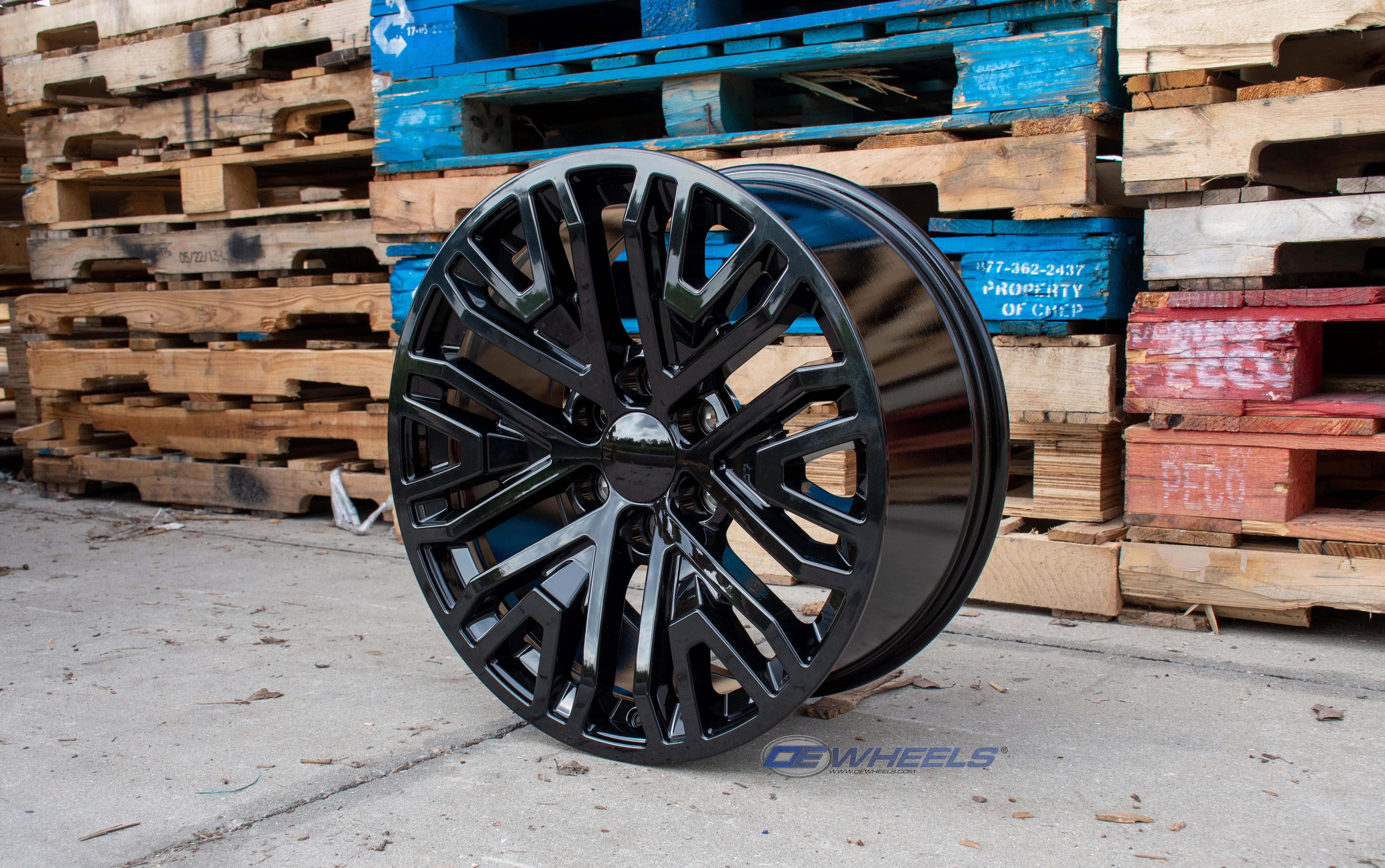 OE Wheels CV37-22090-6550-28B 22" Replica CV37 fits GMC Sierra 22x9 Black