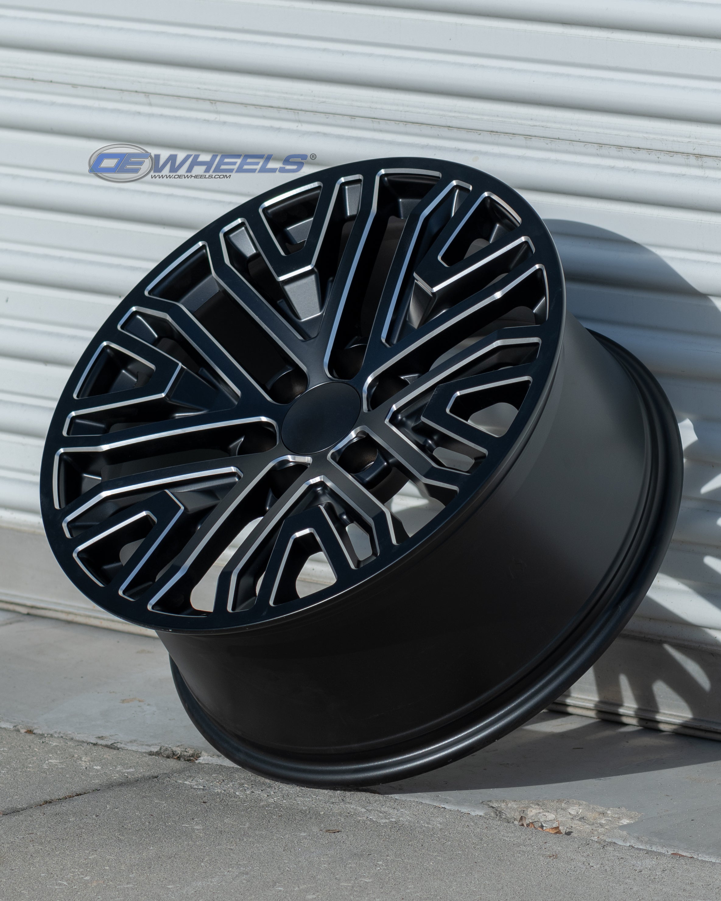 OE Wheels CV37-20090-6550-28B1M 20" Replica fits GMC Sierra 1500 Black Milled