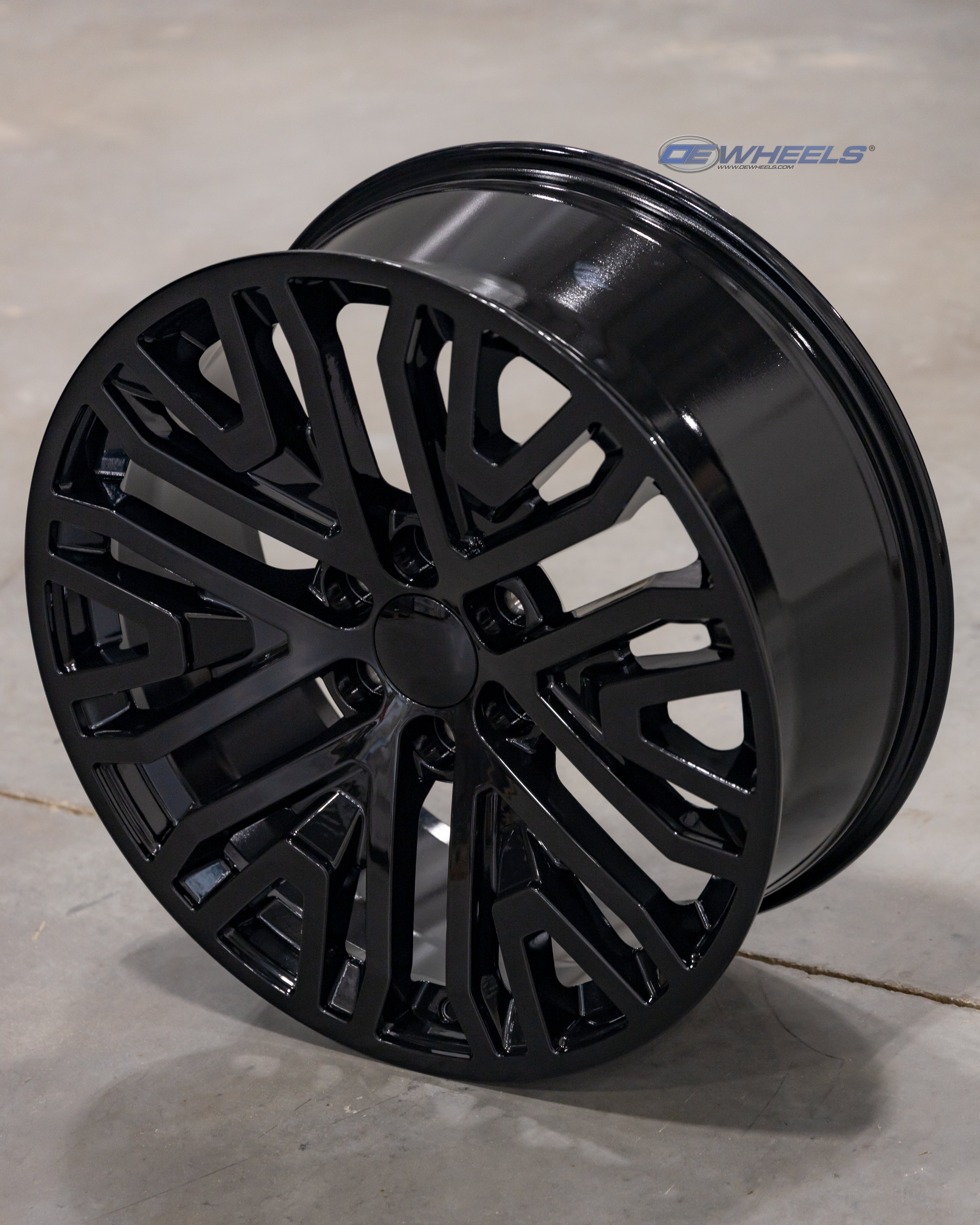 OE Wheels CV37-22090-6550-28B 22" Replica CV37 fits GMC Sierra 22x9 Black