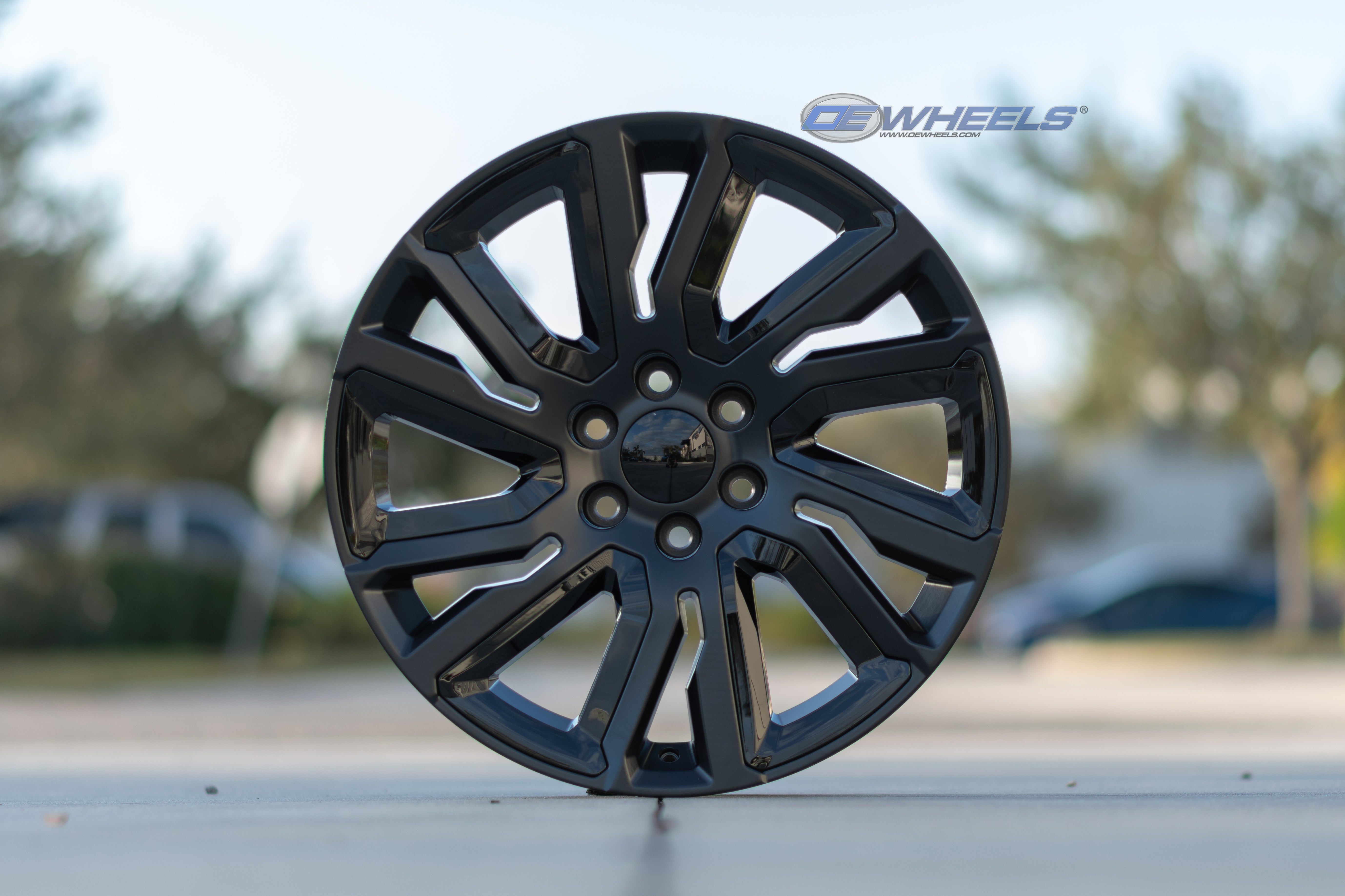 OE Wheels CV39-22090-6550-28B1-ib 22" Replica fits GMC Sierra 22x9 Satin w/Black
