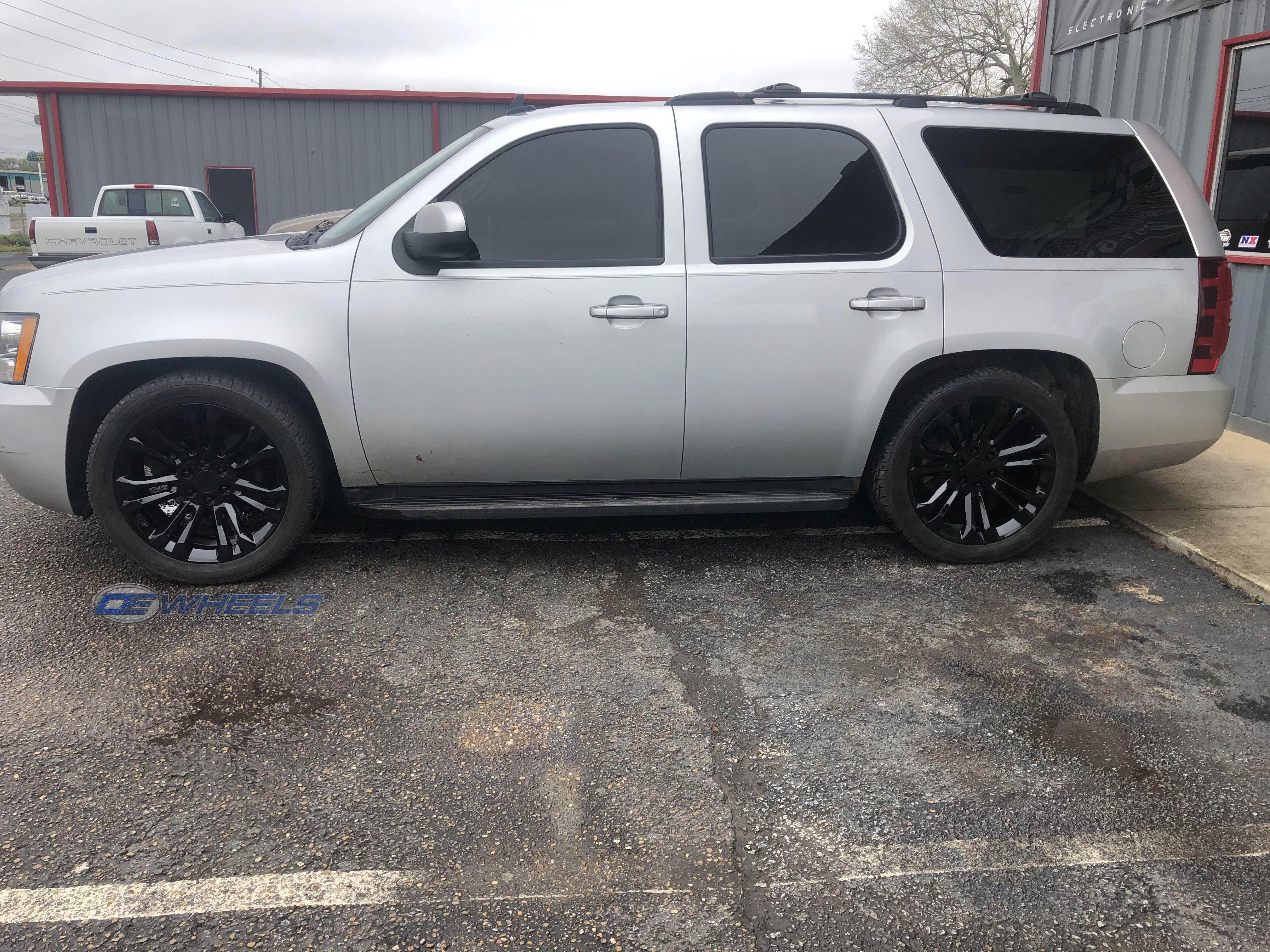 OE Wheels CV43B-22090-6550-24B 22" Replica fits Chevrolet Silverado 22x9 Black