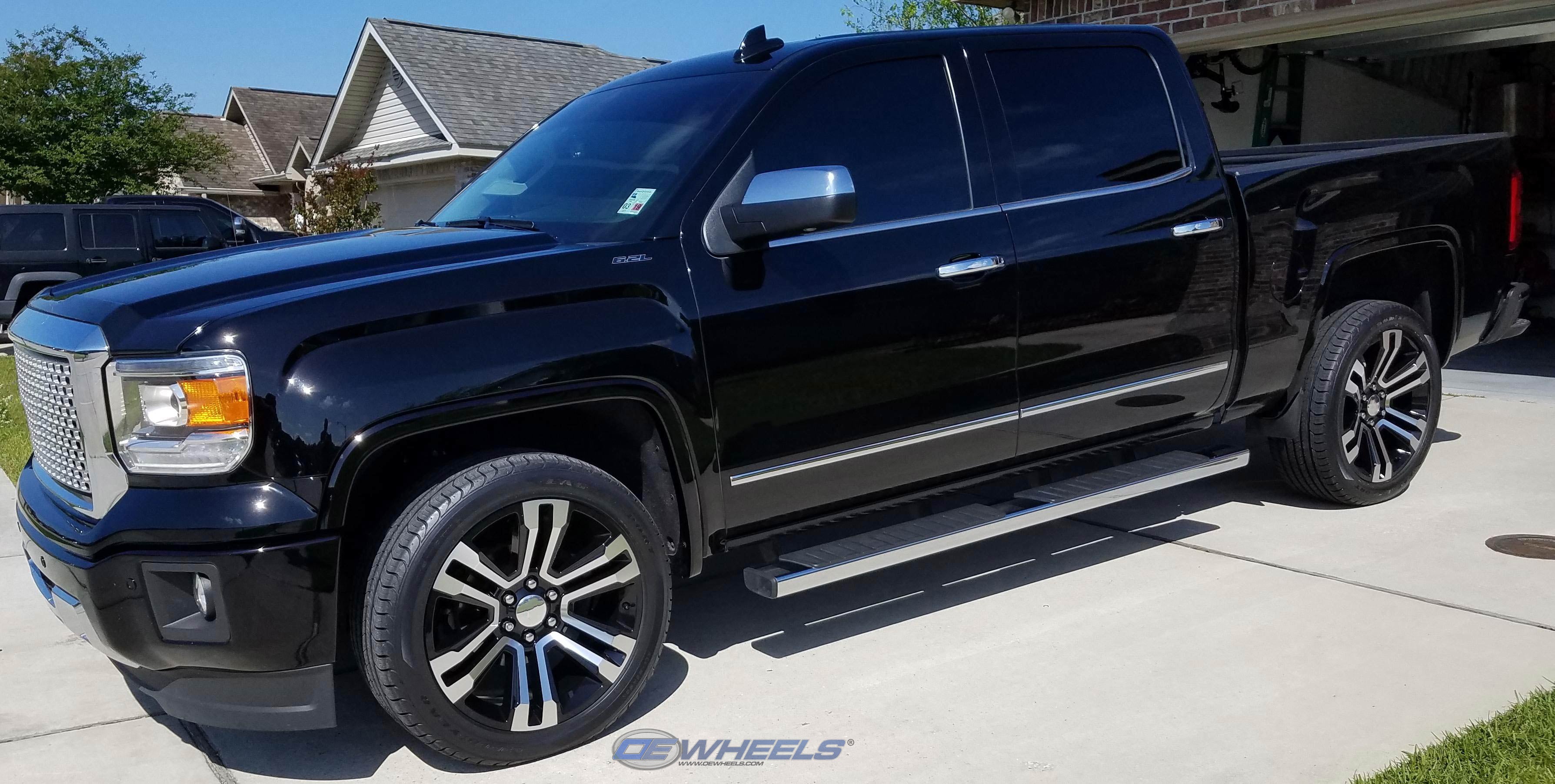 OE Wheels CV44-22090-6550-24MB 22" Replica CV44 fits GMC Yukon 22x9 Black Mach'd