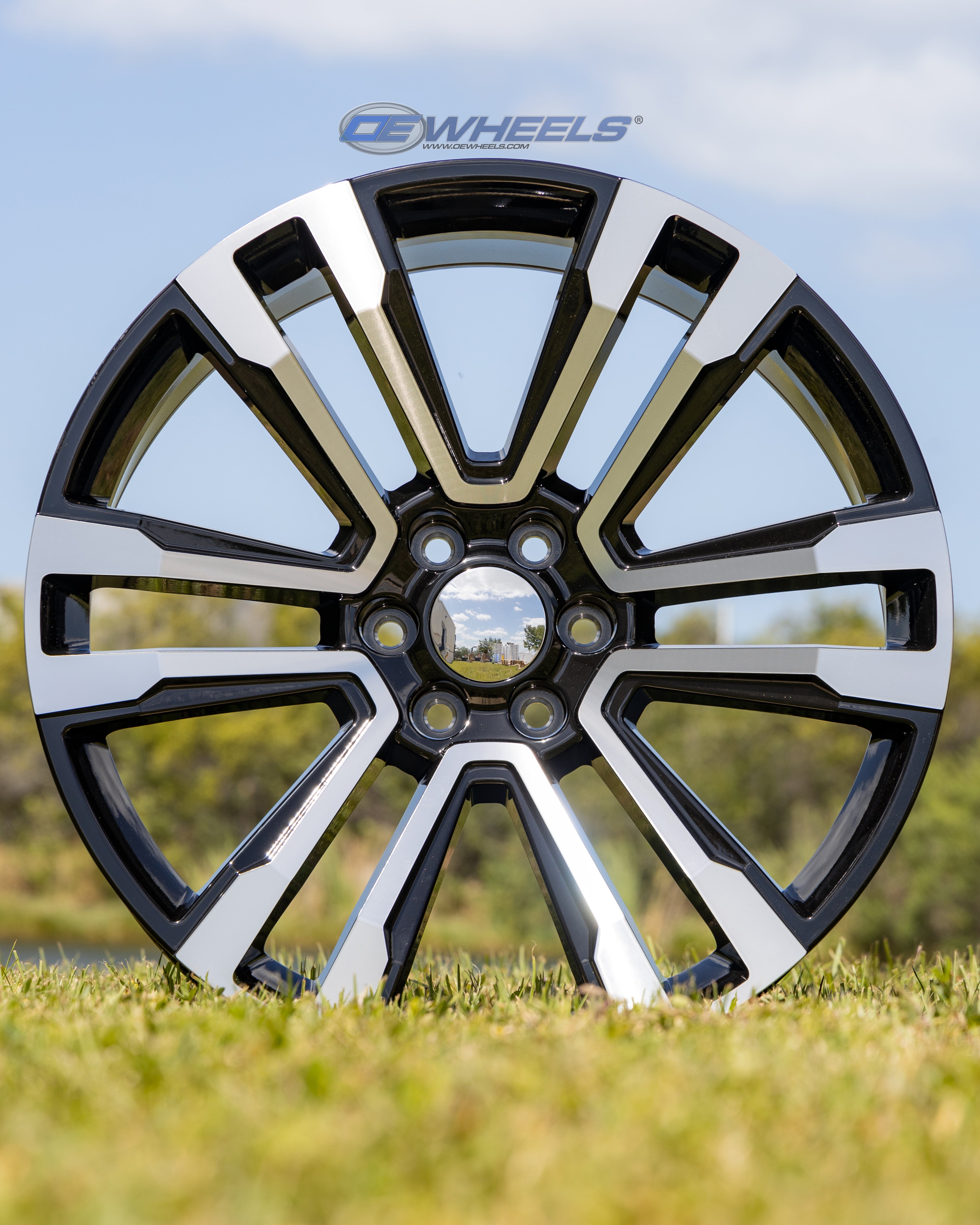 OE Wheels CV44-22090-6550-24MB 22" Replica CV44 fits GMC Yukon 22x9 Black Mach'd