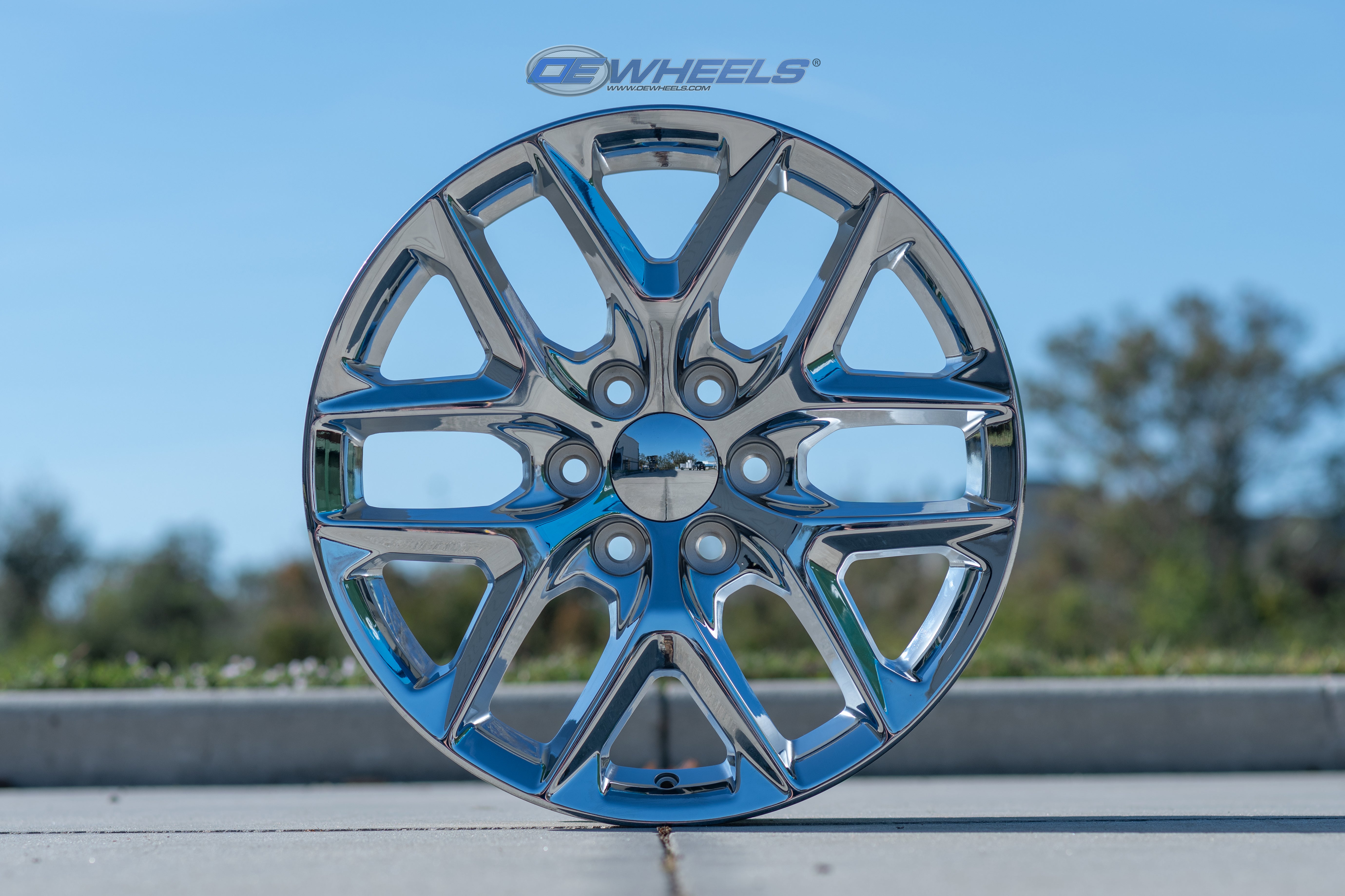 OE Wheels CV62-24100-6550-28C 24" Replica fits Chevrolet Silverado 24x10 Chrome