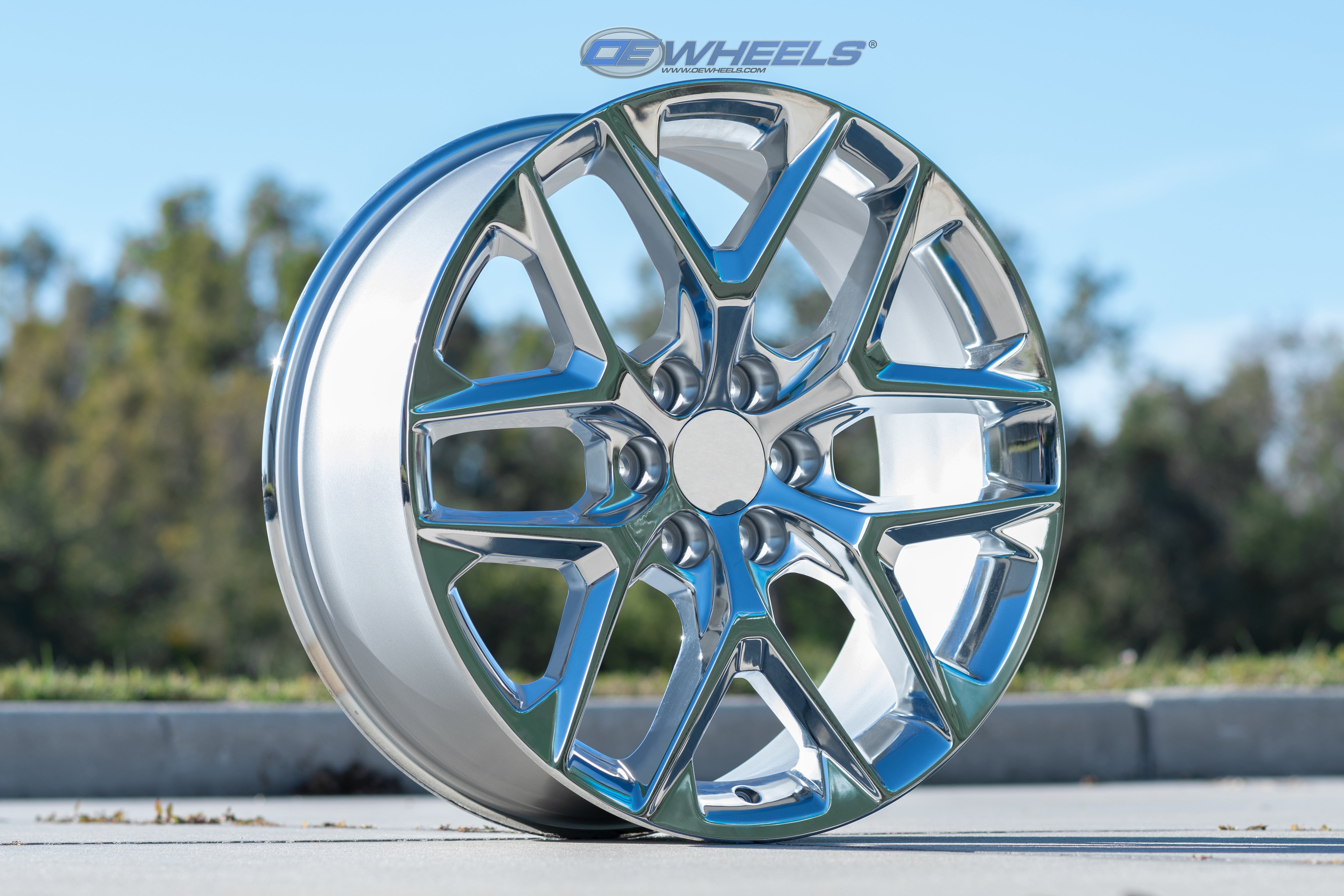 OE Wheels CV62-22090-6550-28C 22" Replica fits Chevrolet Silverado 22x9 Chrome