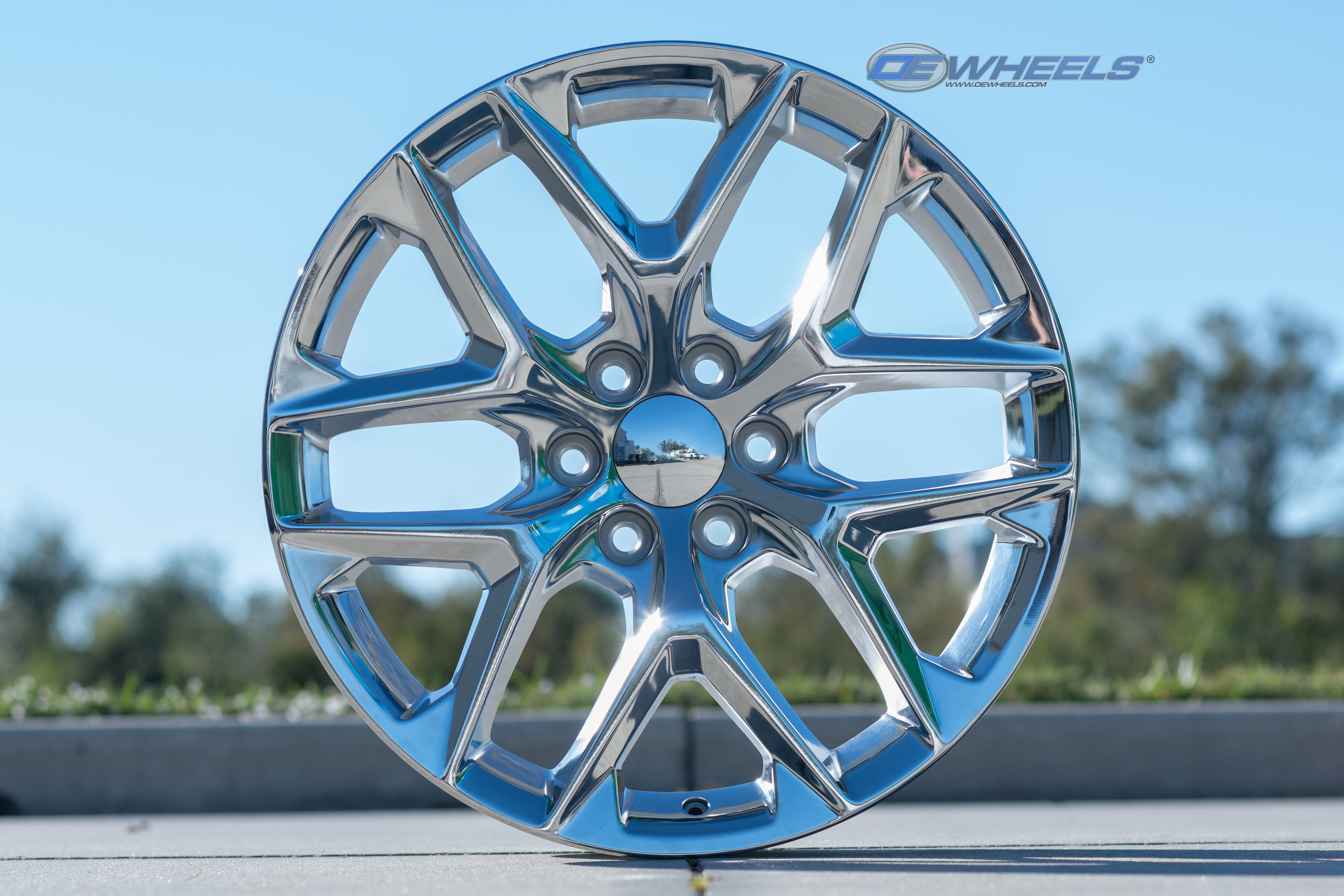 OE Wheels CV62-22090-6550-28C 22" Replica fits Chevrolet Silverado 22x9 Chrome
