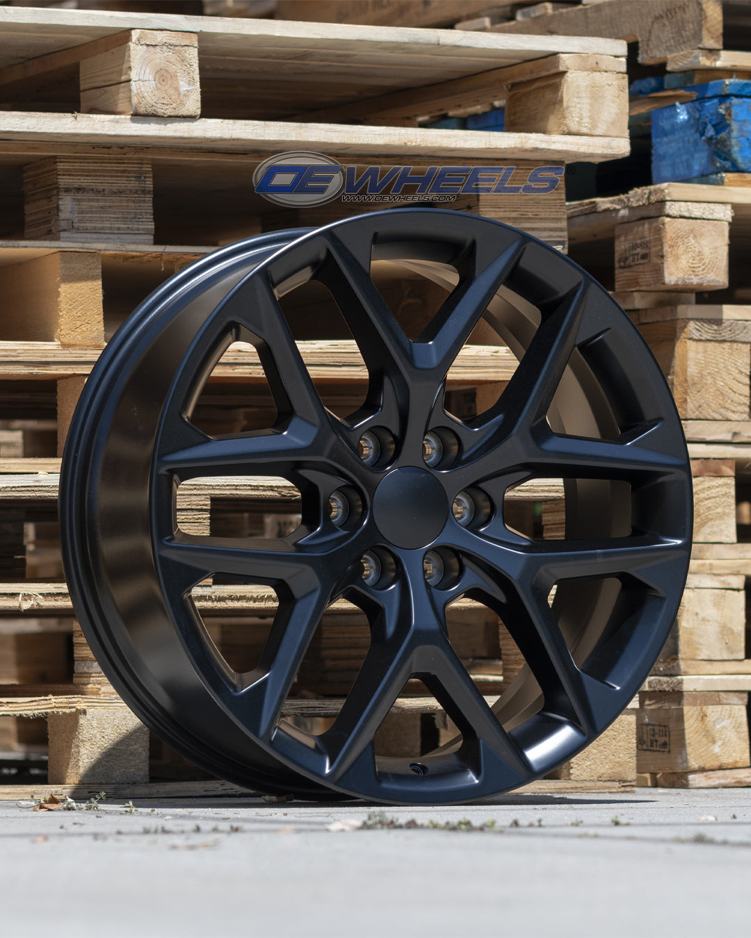 OE Wheels CV62-22090-6550-28B1 22" Replica fits Chevrolet Silverado Gloss Black