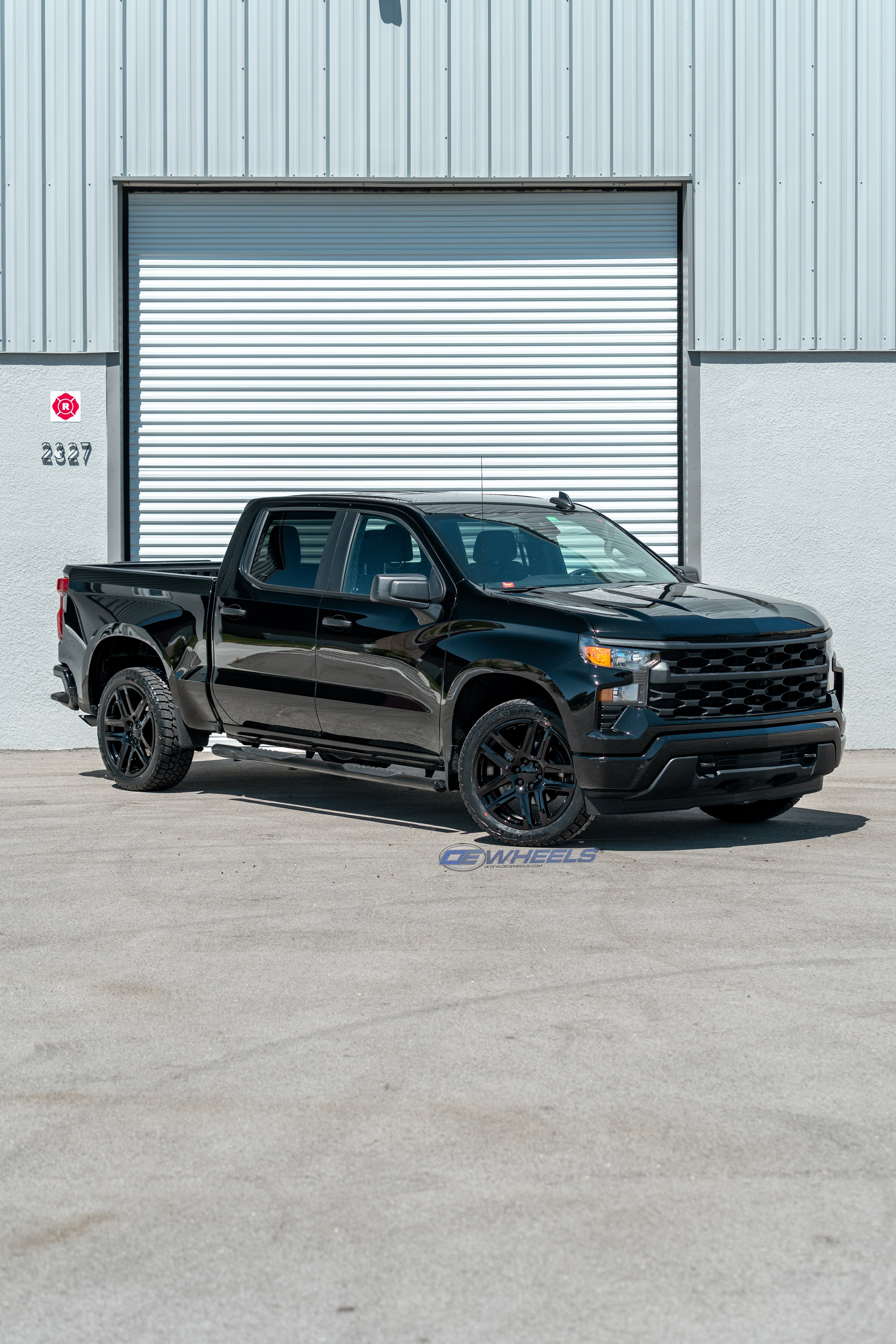 OE Wheels CV63-22090-6550-28B 22" Replica fits Chevrolet Silverado 1500 Black