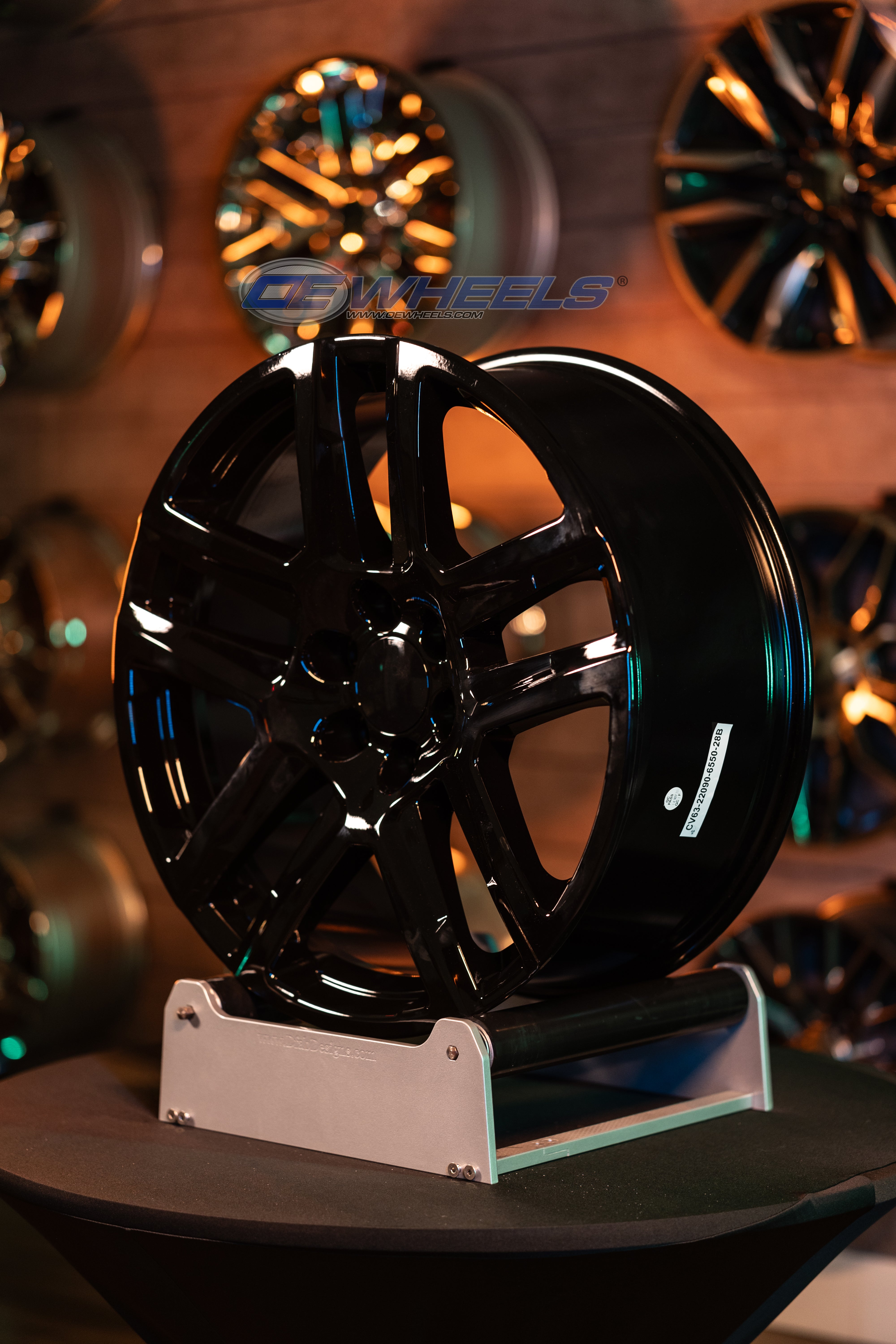 OE Wheels CV63-22090-6550-28B 22" Replica fits Chevrolet Silverado 1500 Black