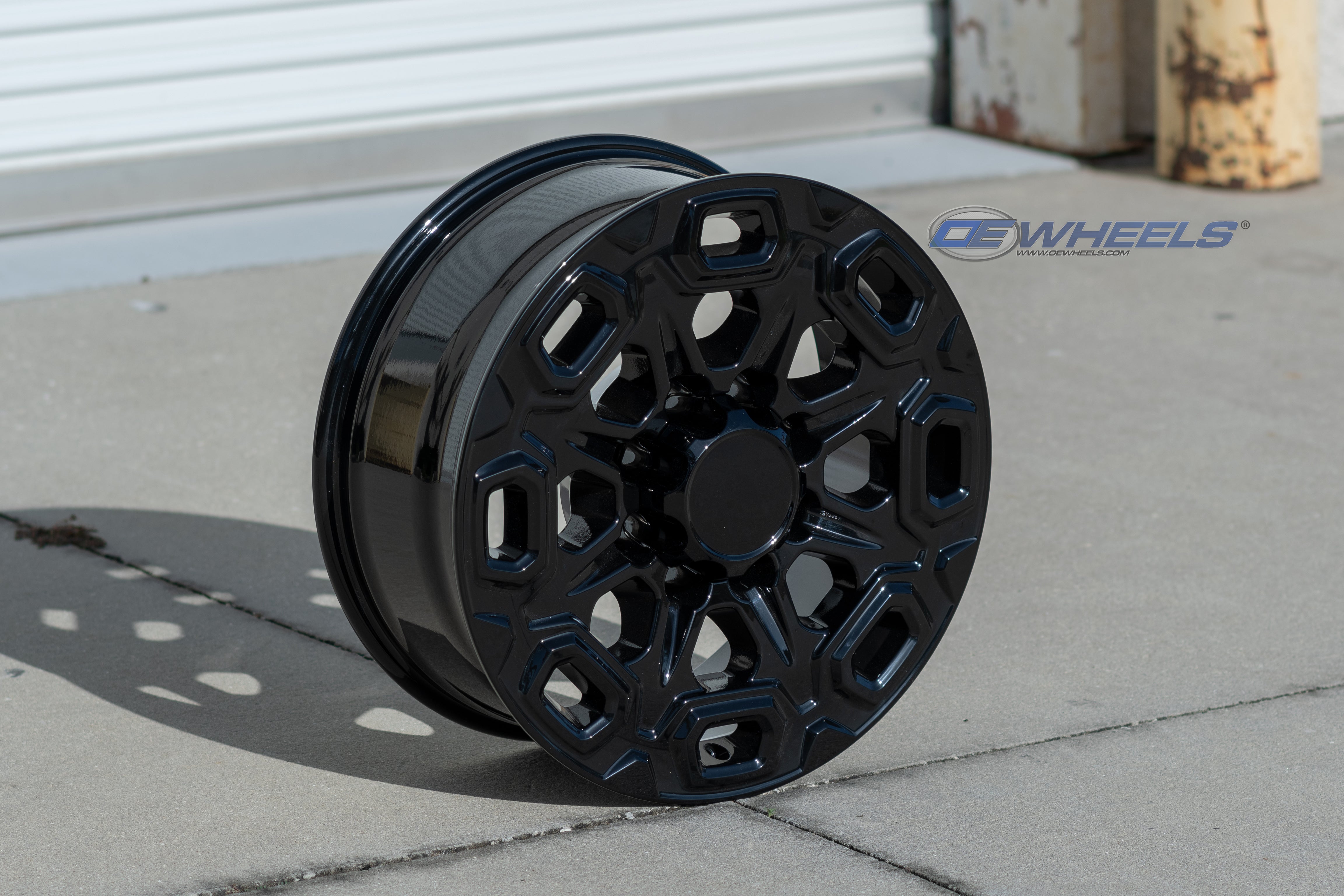 OE Wheels CV64B-20085-8180-47B 20" Replica fits Chevy Silverado 2500/3500 Black