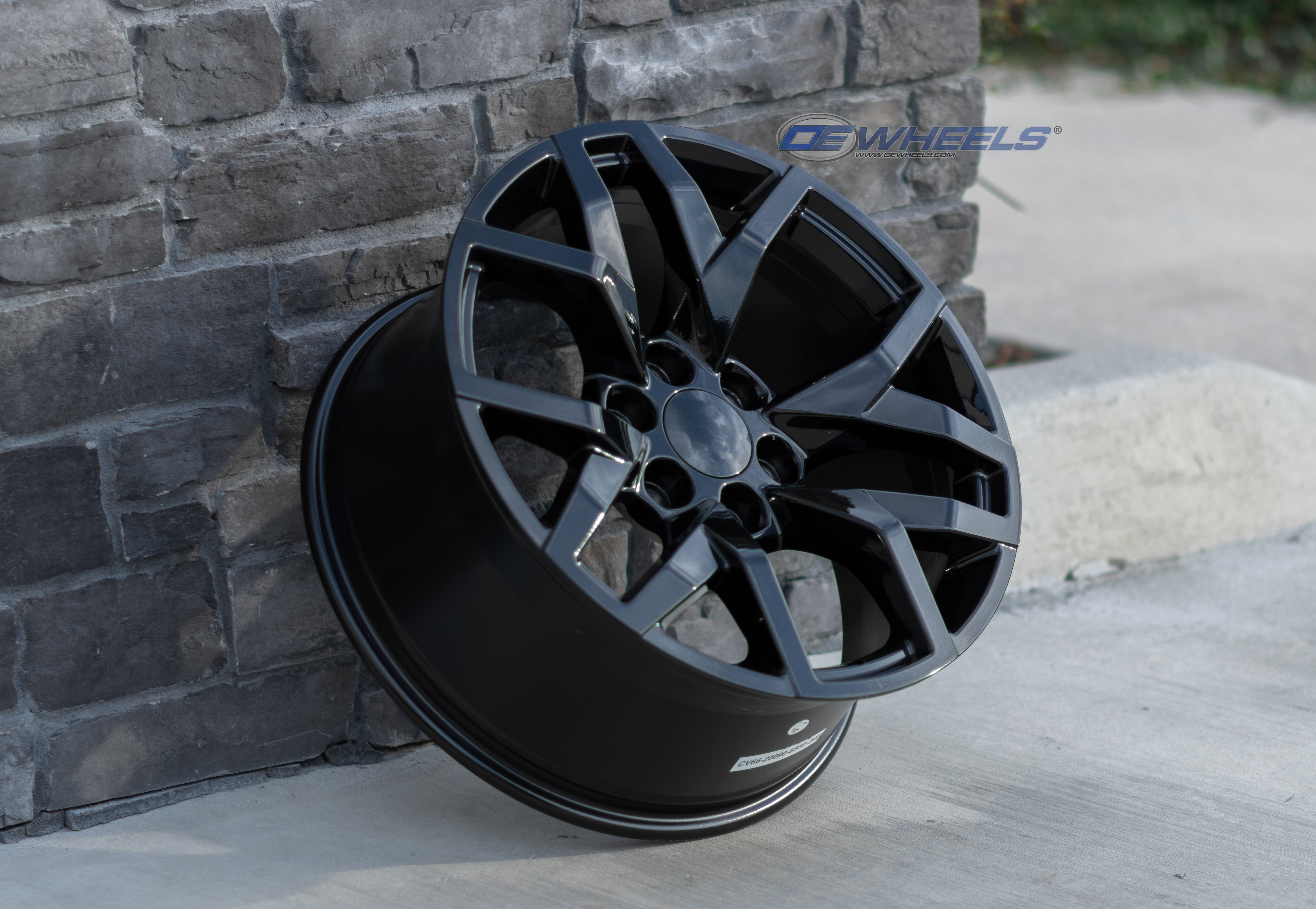 OE Wheels CV66-22090-6550-28B 22" Replica fits Chevrolet Suburban 1500 - Black