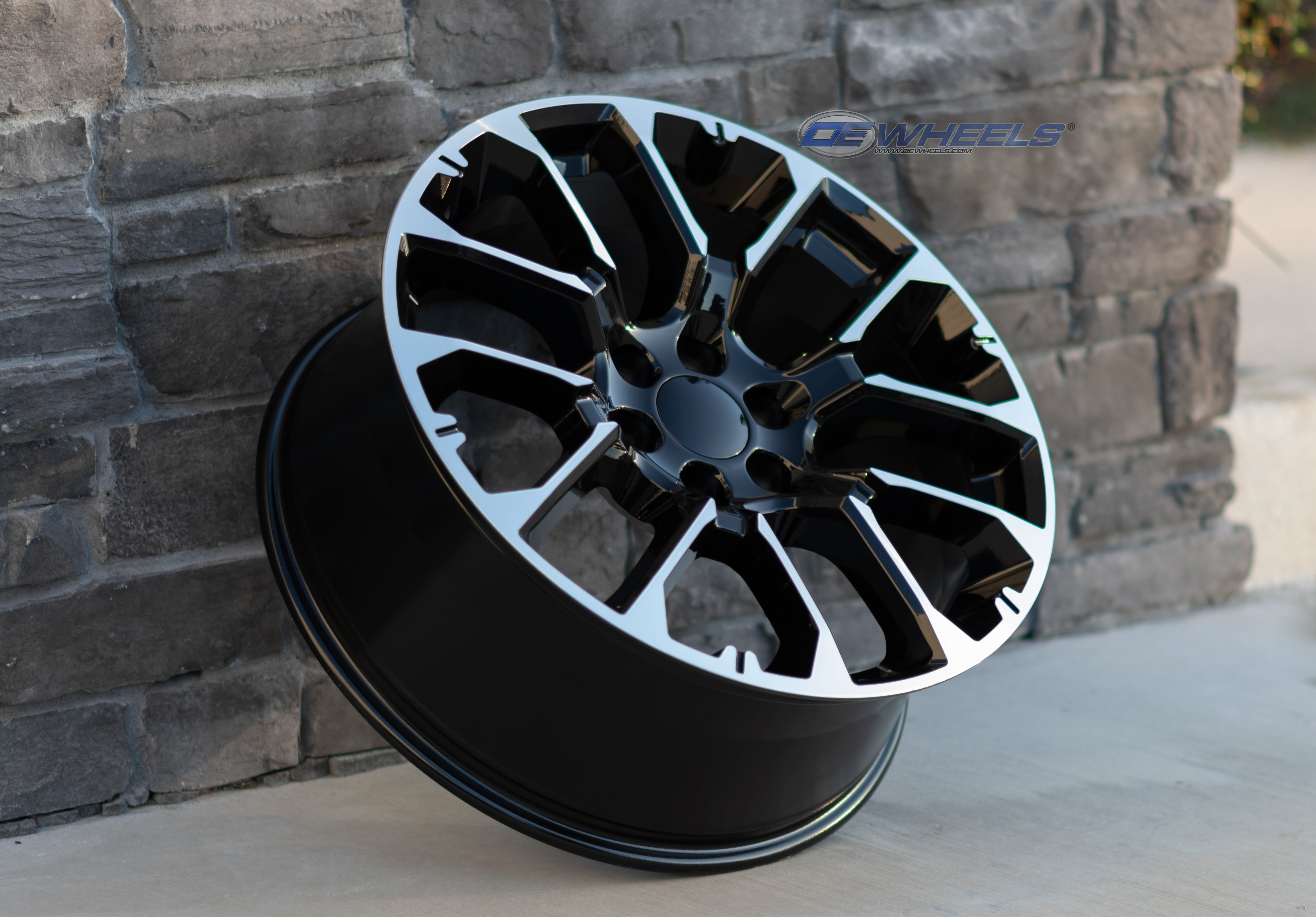 OE Wheels CV67-22090-6550-28MB 22" Replica fits Chevrolet Suburban 1500 Black