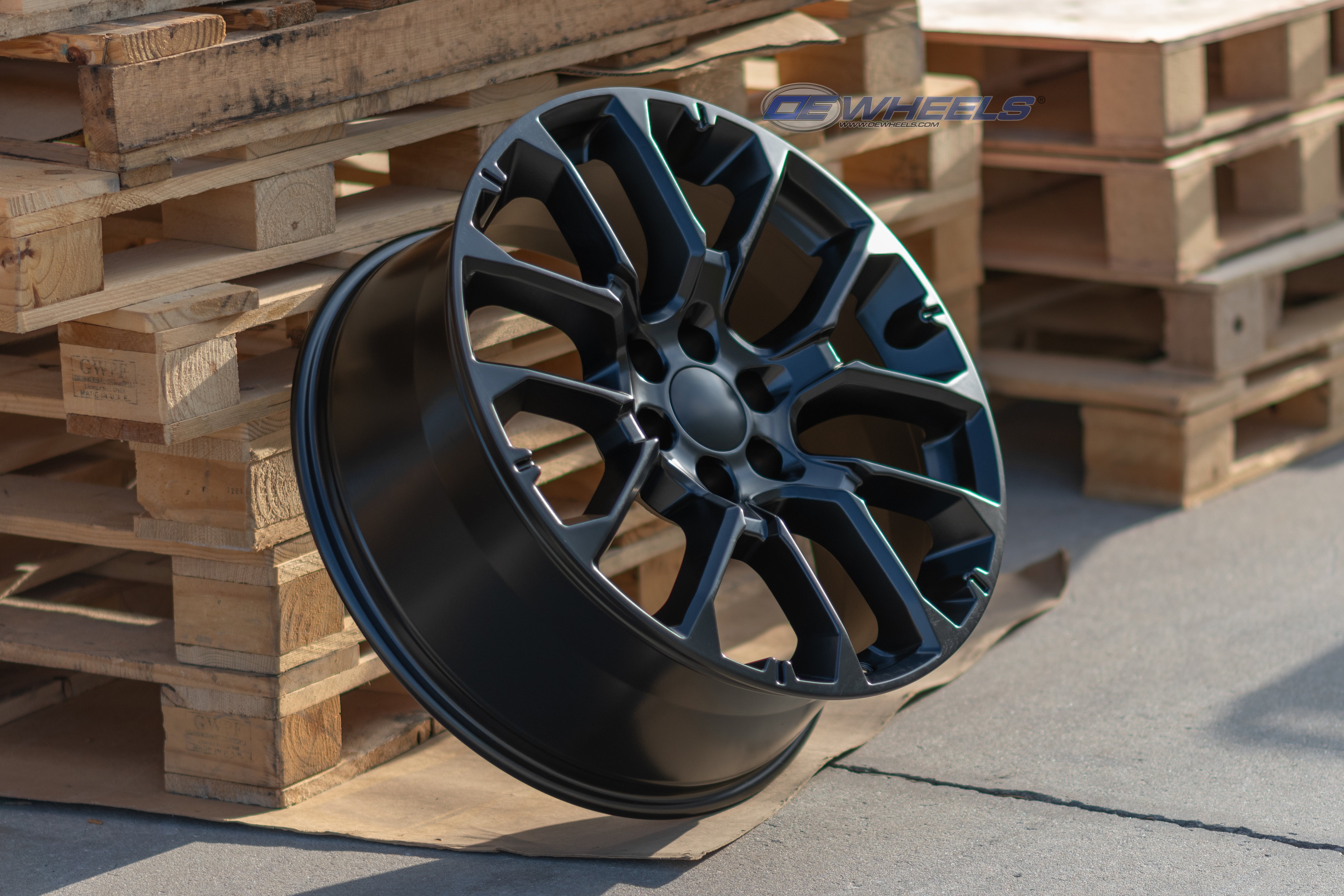 OE Wheels CV67-22090-6550-28B1 22" Replica fits Chevrolet Suburban 1500 Black