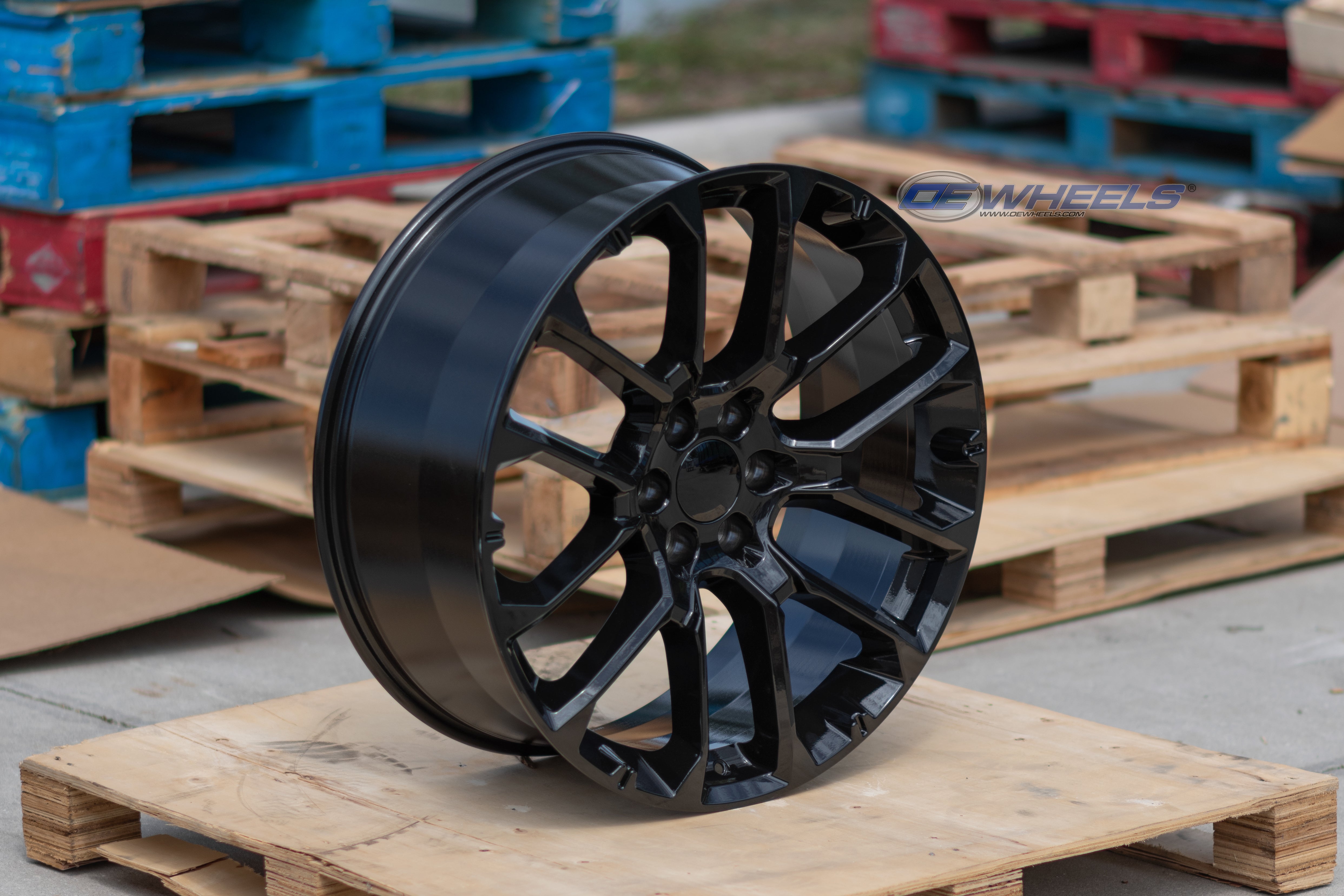 OE Wheels CV67-22090-6550-28B 22" Replica fits Chevrolet Suburban 1500 Black