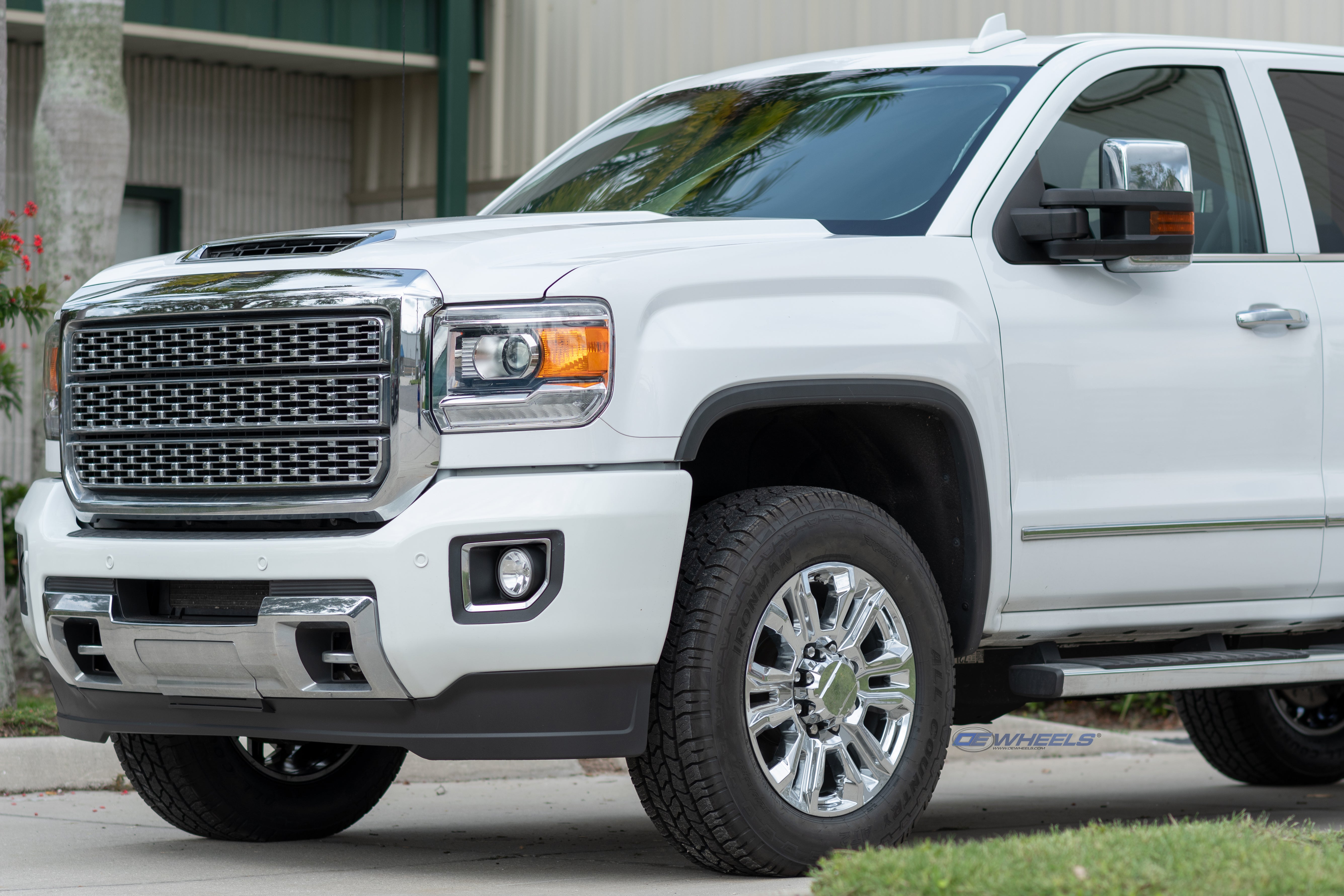 OE Wheels CV70A-20085-8650-12C 20" Replica fits GMC Sierra 2500 3500 Chrome