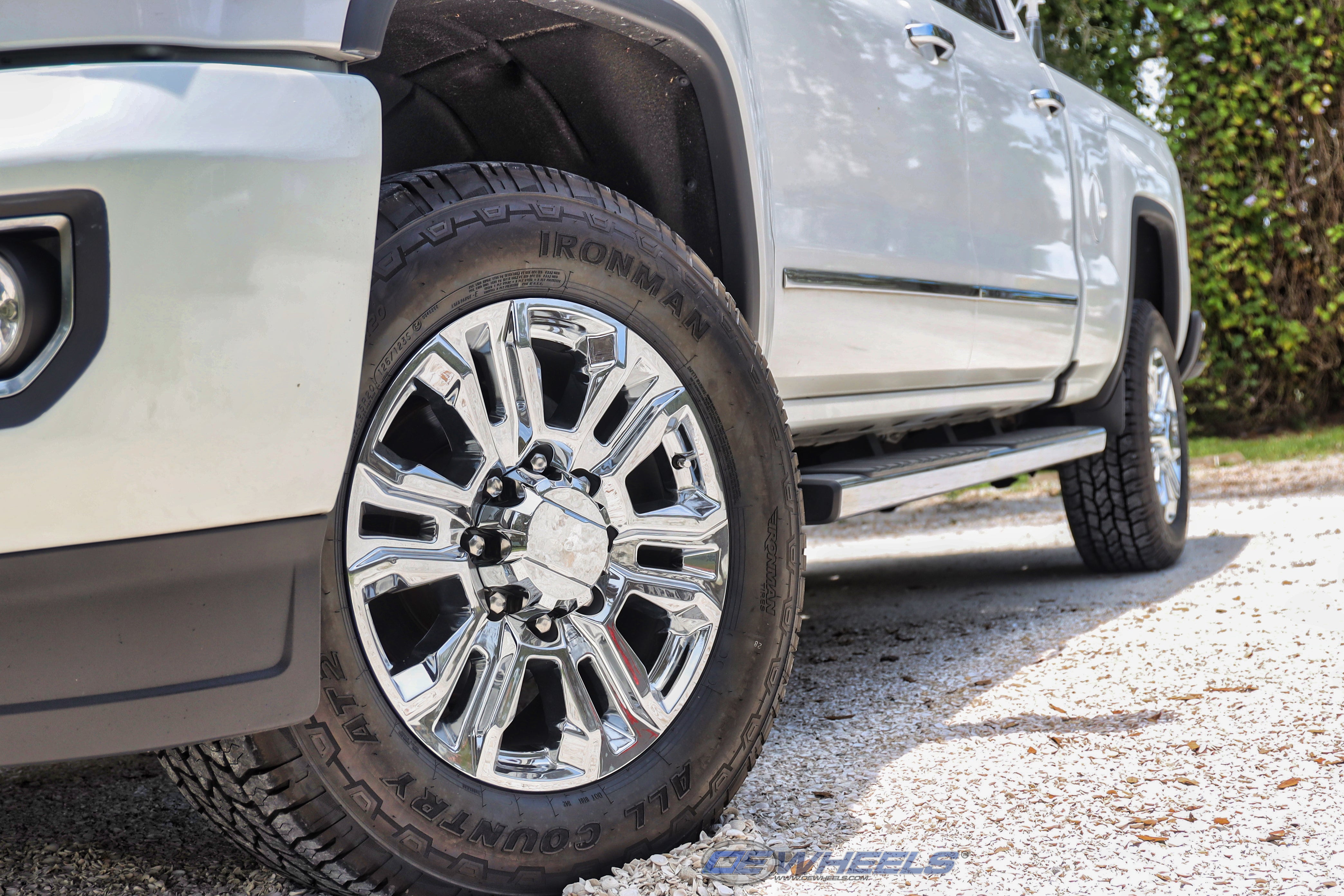 OE Wheels CV70A-20085-8650-12C 20" Replica fits GMC Sierra 2500 3500 Chrome