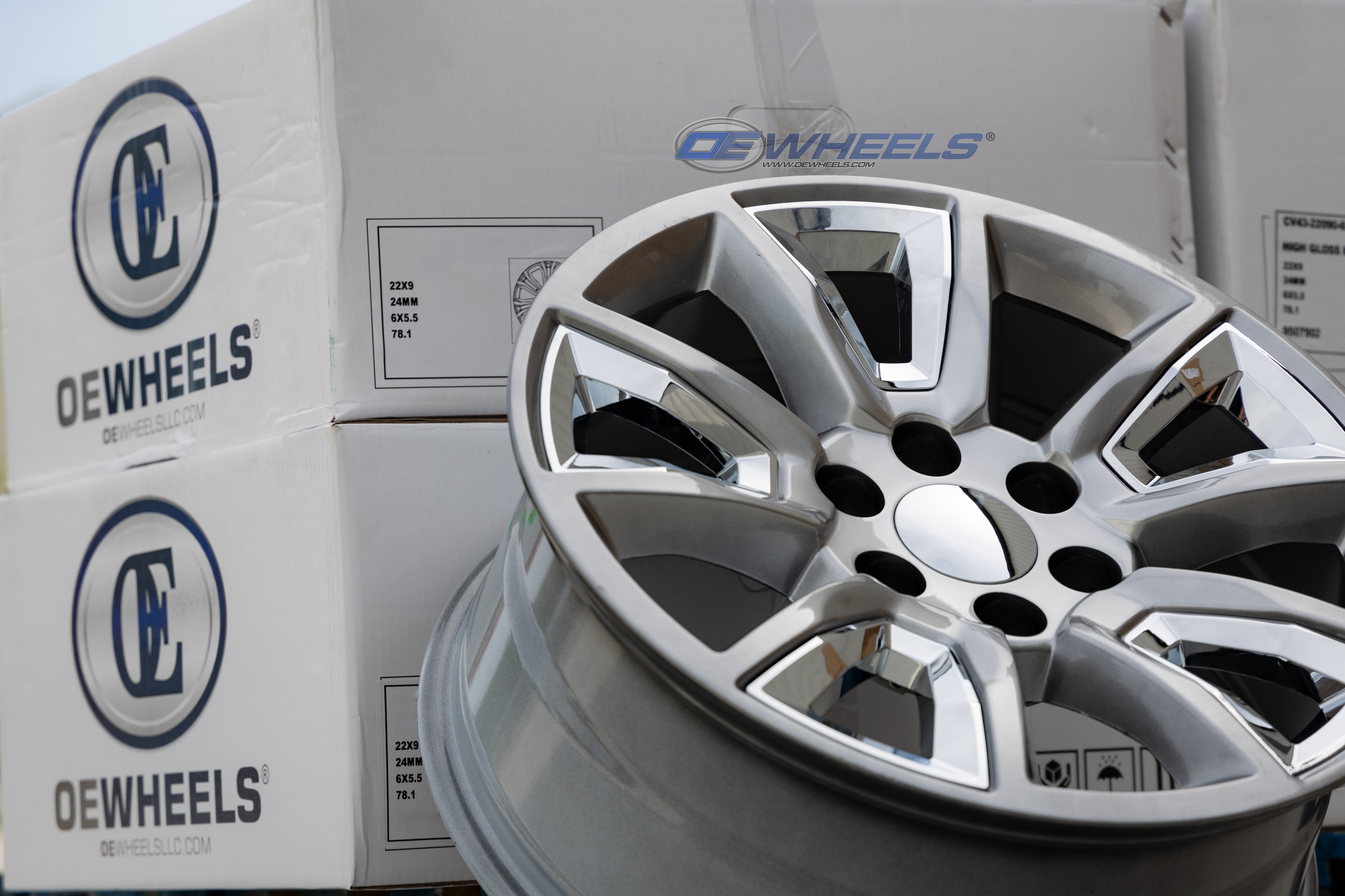 OE Wheels CV73-20085-6550-24HB-ic 20" Replica fits Chevrolet Tahoe 20x8.5 Hyper
