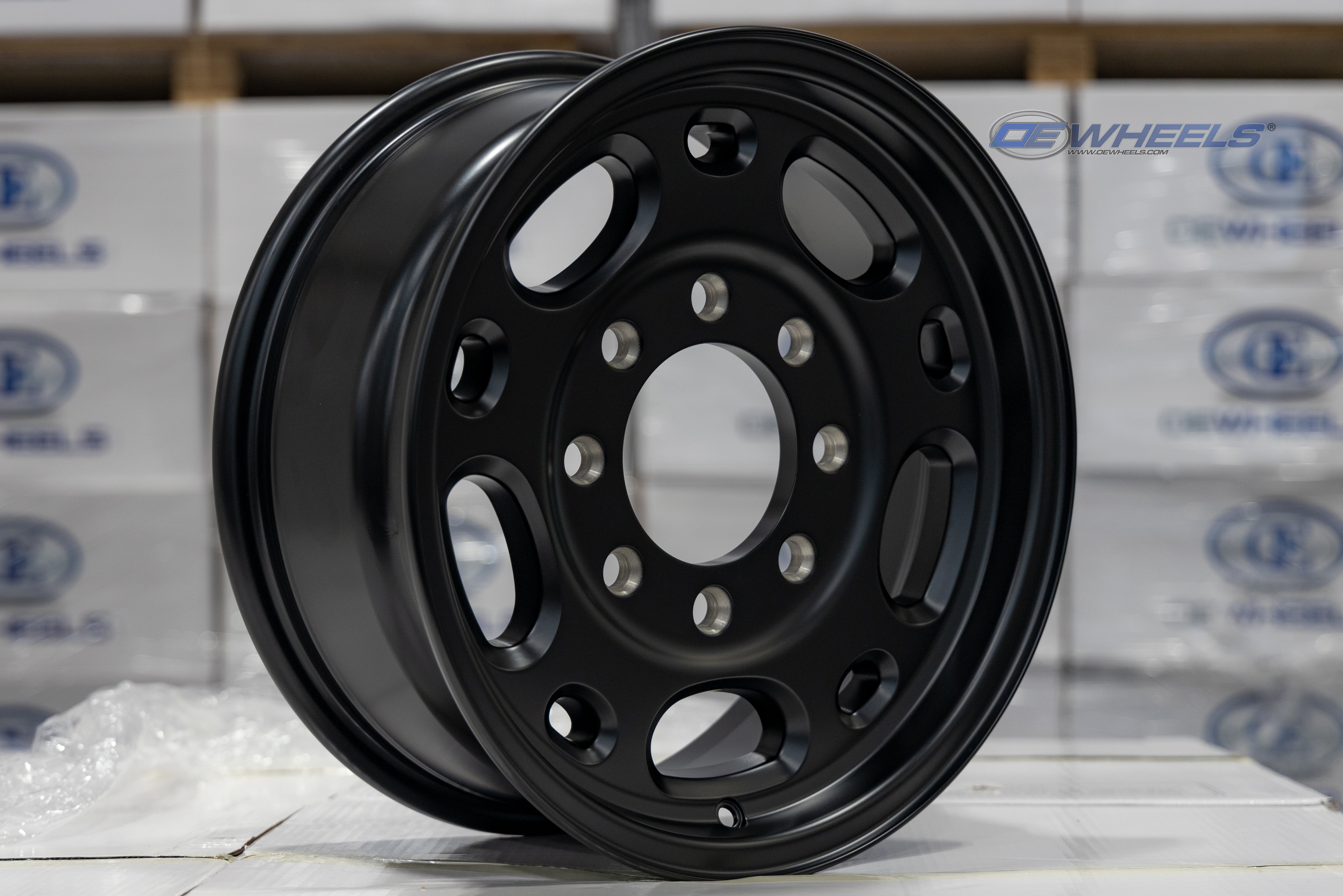 OE Wheels CV82-16065-8650-28B1 16" Replica fits Chevrolet 8 Lug Suburban Black