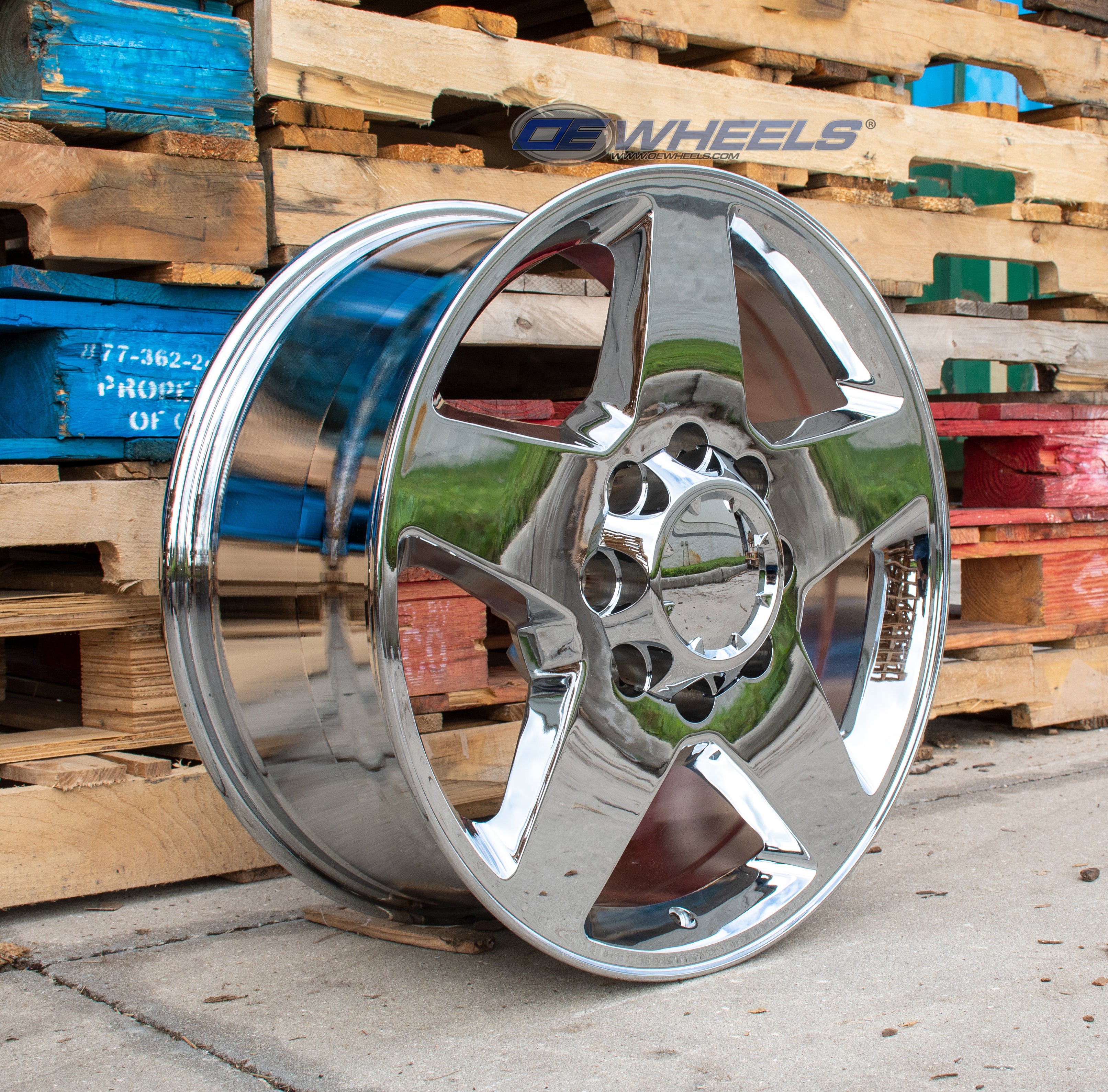 OE Wheels CV91B-20085-8180-44C 20" Replica CV91B fits 8 Lug Chevrolet Chrome