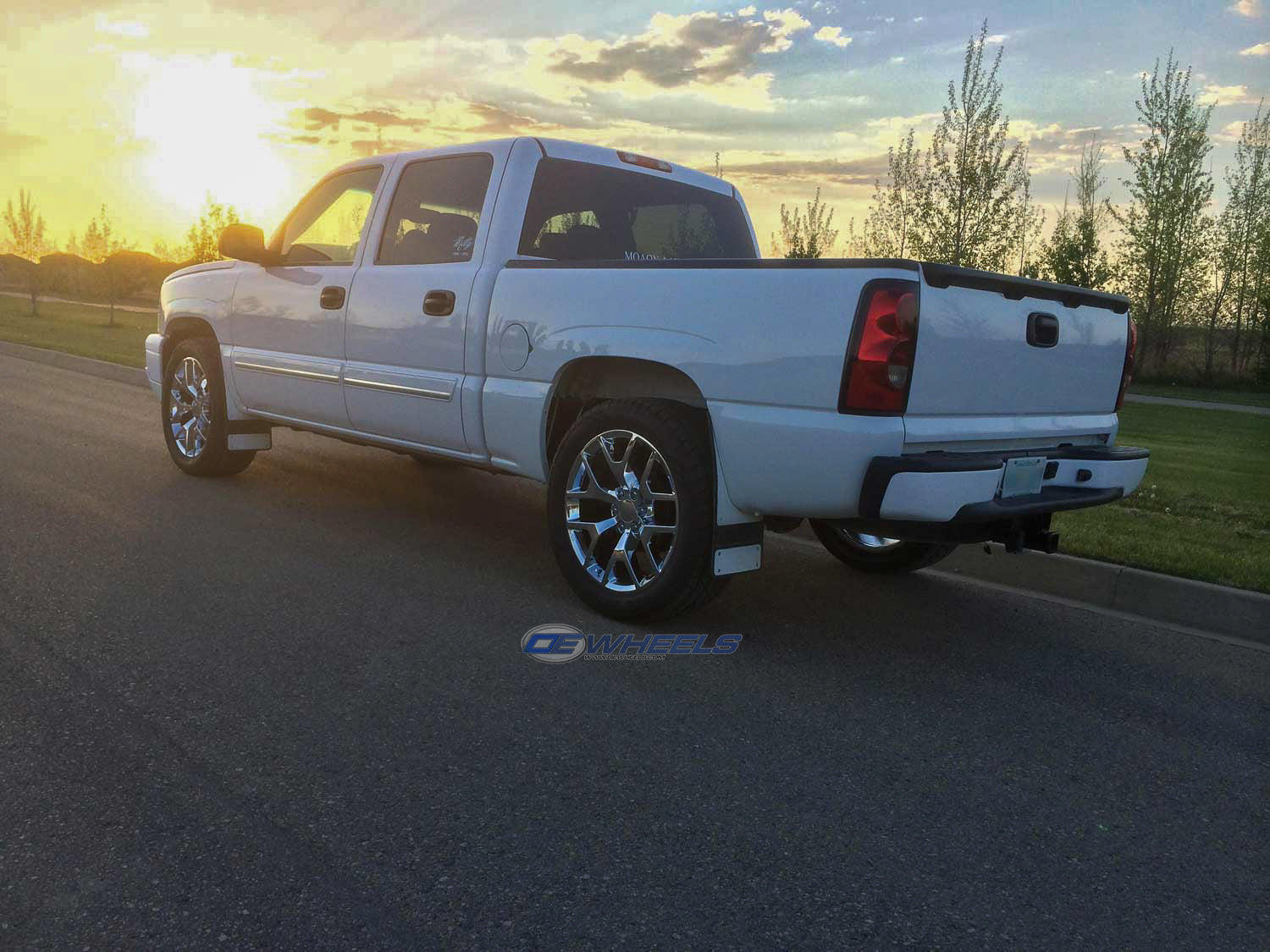 OE Wheels CV92-22090-6550-31C 22" Replica CV92 fits GMC Sierra 22x9 Chrome