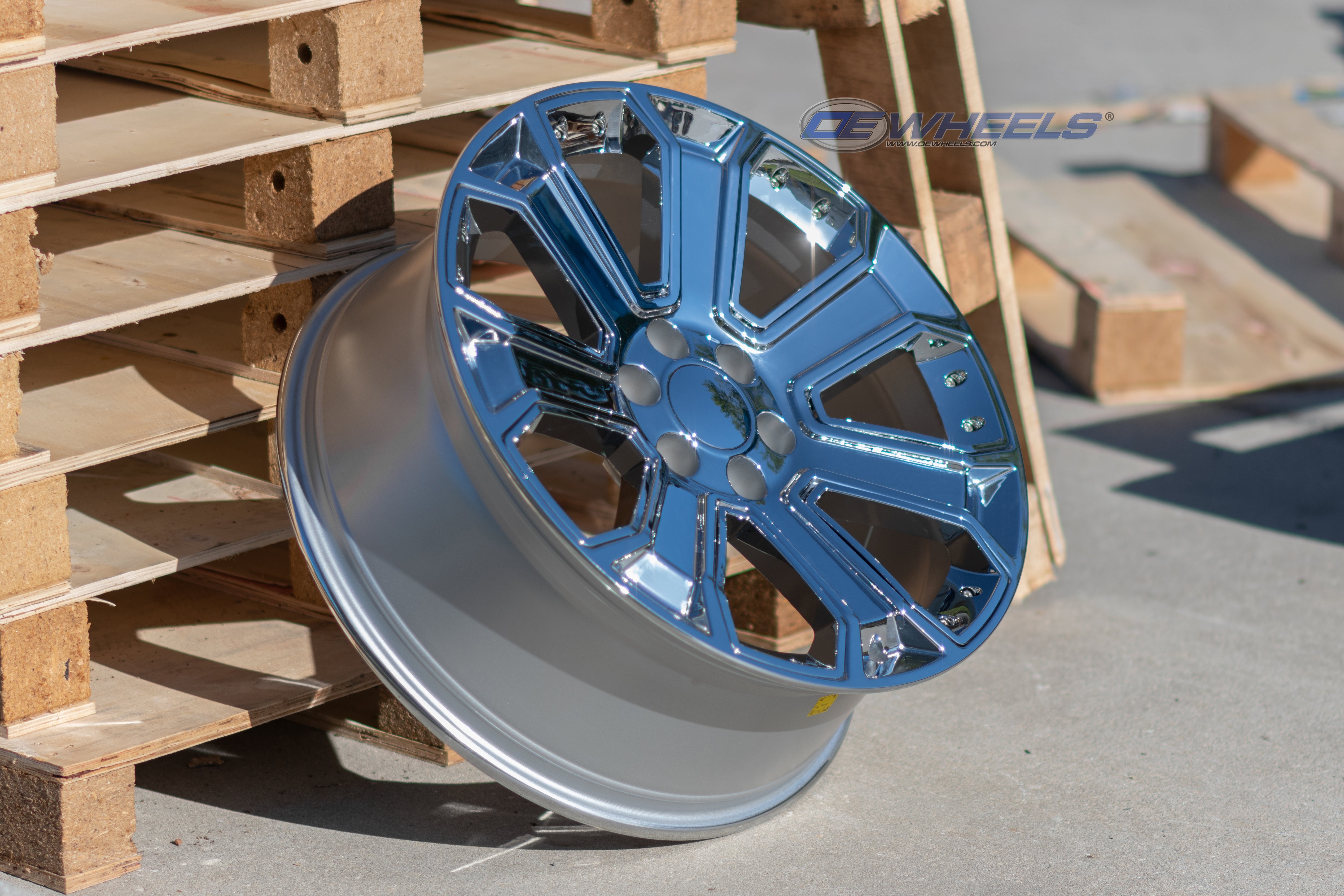 OE Wheels CV93B-22090-6550-24C-ic 22" Replica CV93B fits Chevy Silverado Chrome