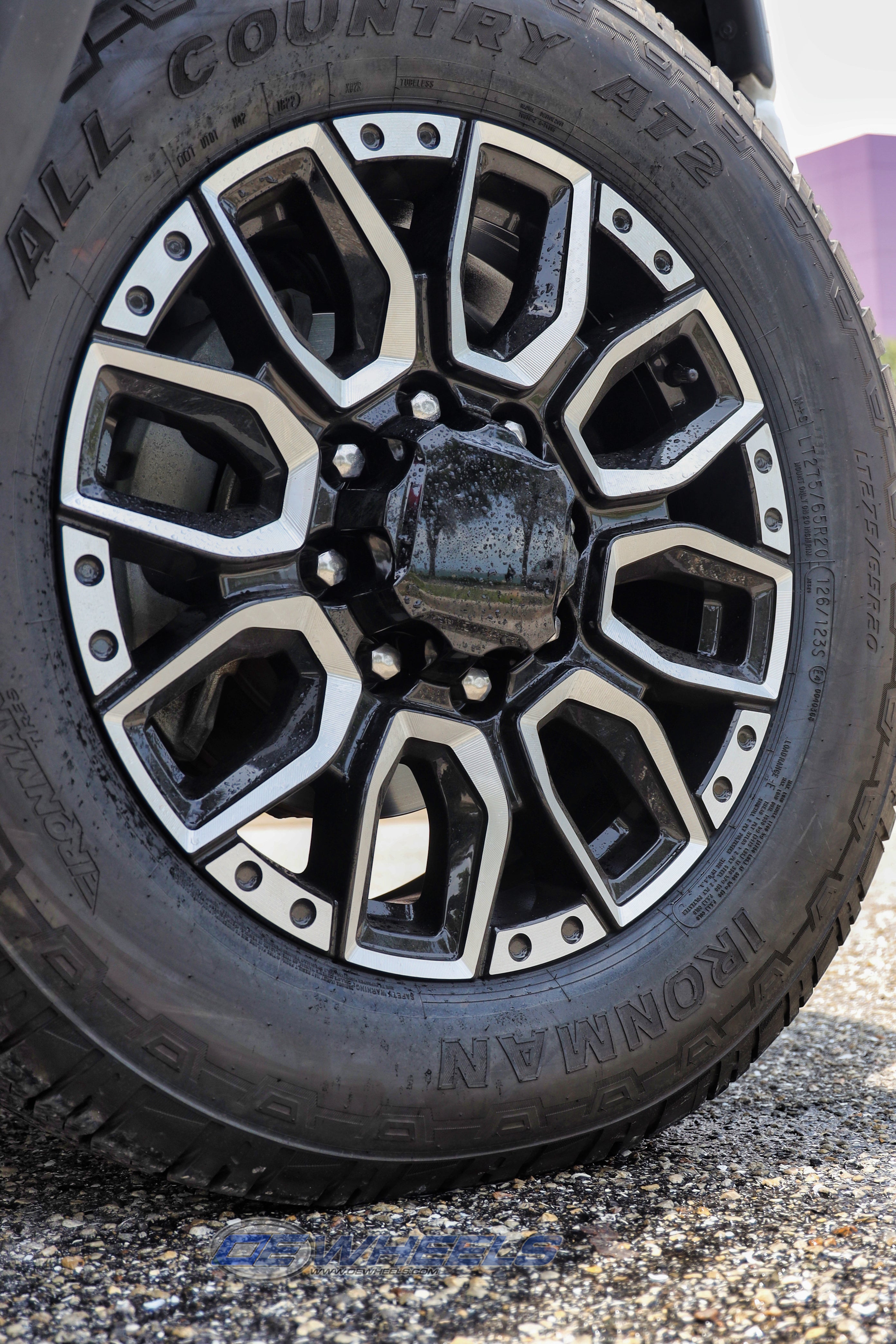 OE Wheels CV97B-20085-8180-47BMT 20" Replica fits GMC Sierra 2500/3500 Black