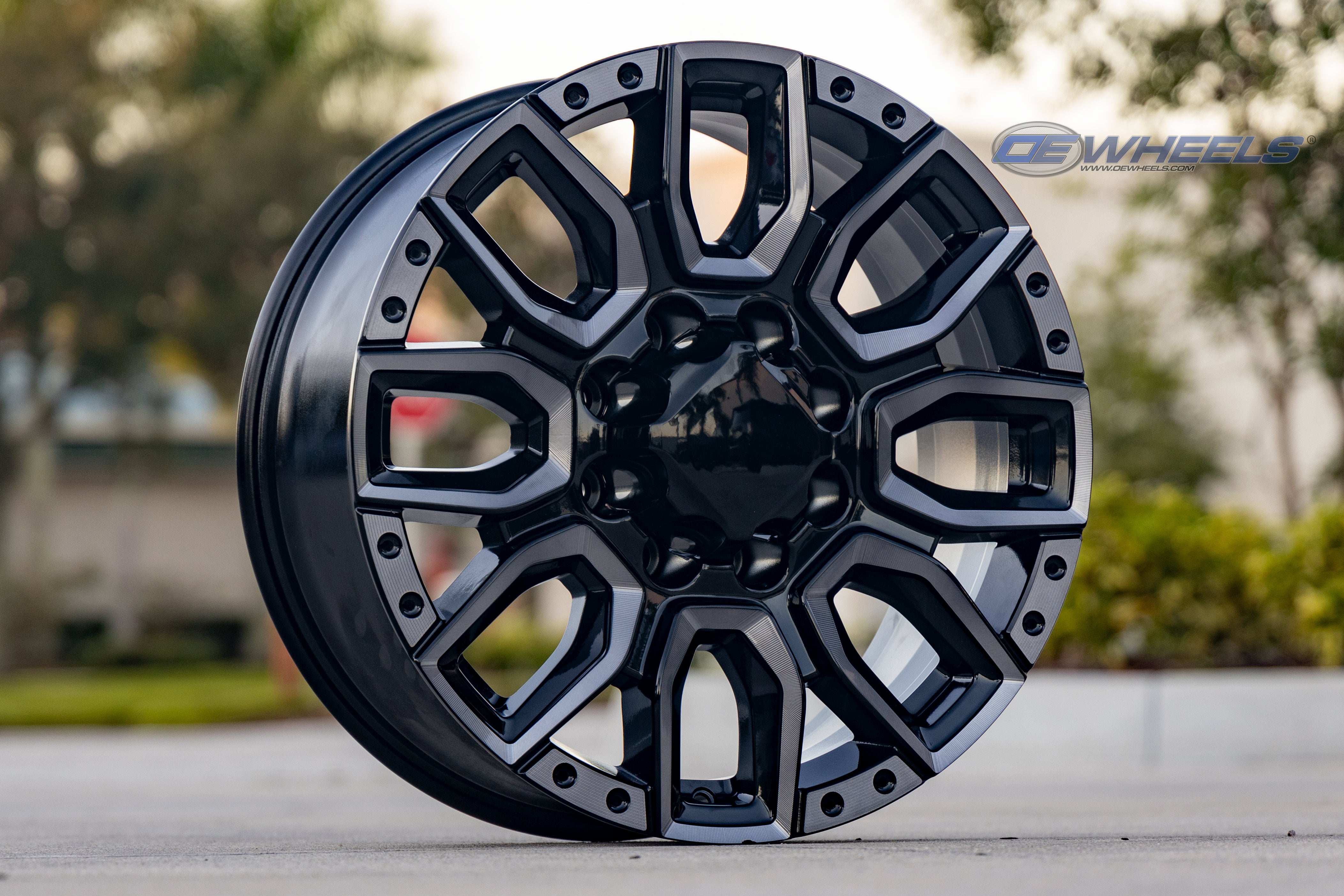 OE Wheels CV97A-20085-8650-12BM 20" Replica fits GMC Sierra 2500/3500 Black