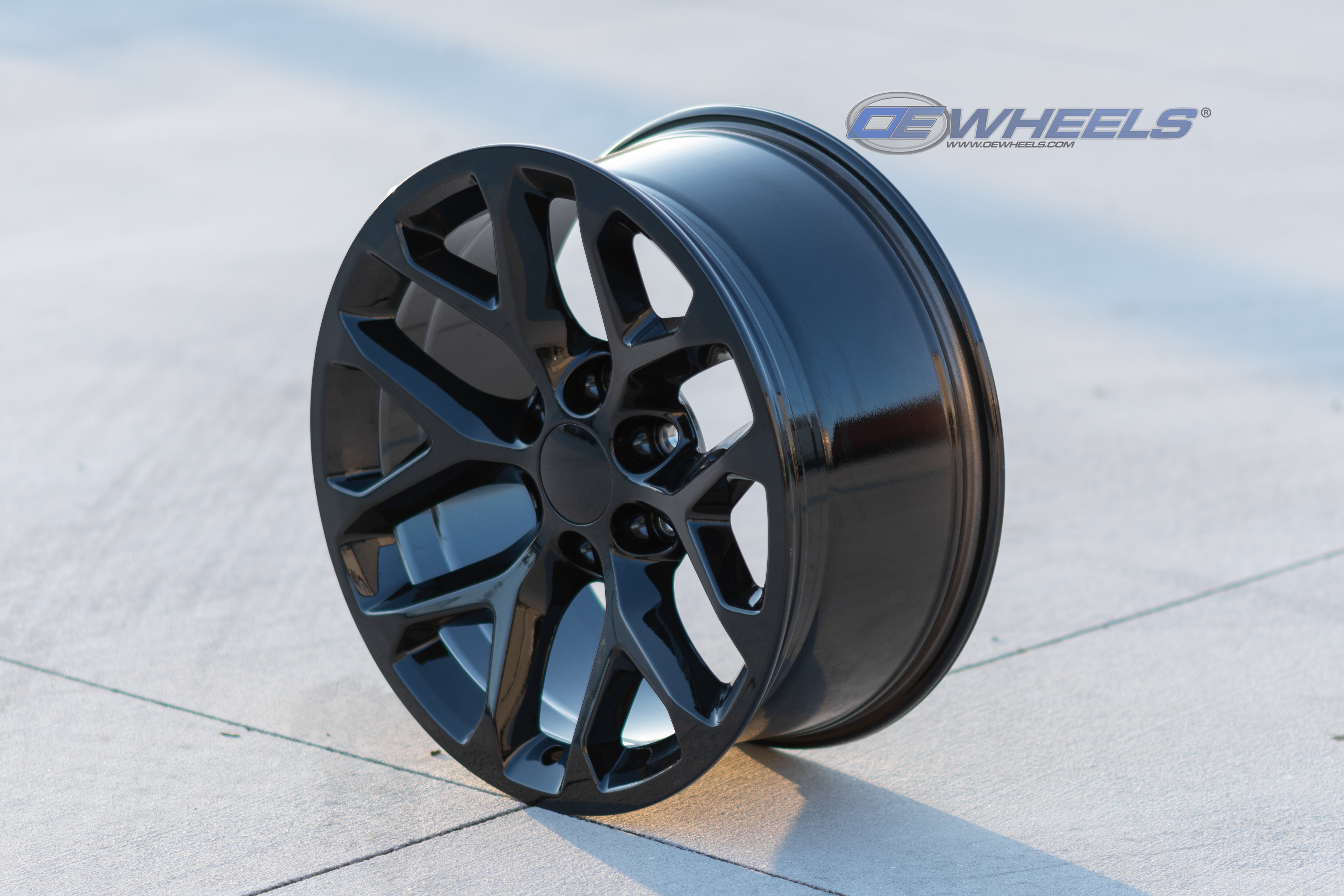 OE Wheels CV98B-20090-6550-24B 20" Replica CV98B fits Chevy Silverado 20x9 Black
