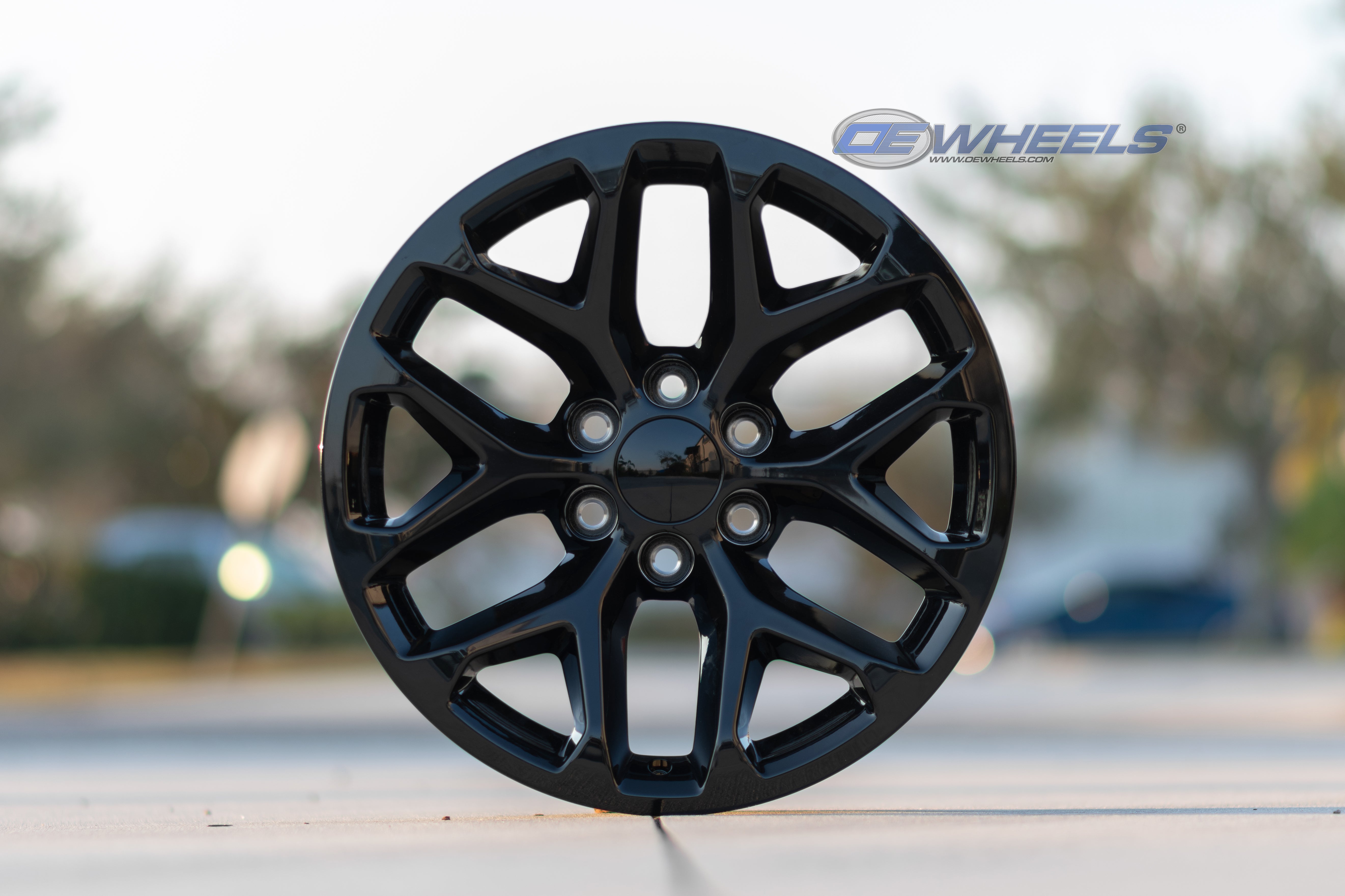 OE Wheels CV98B-20090-6550-24B 20" Replica CV98B fits Chevy Silverado 20x9 Black