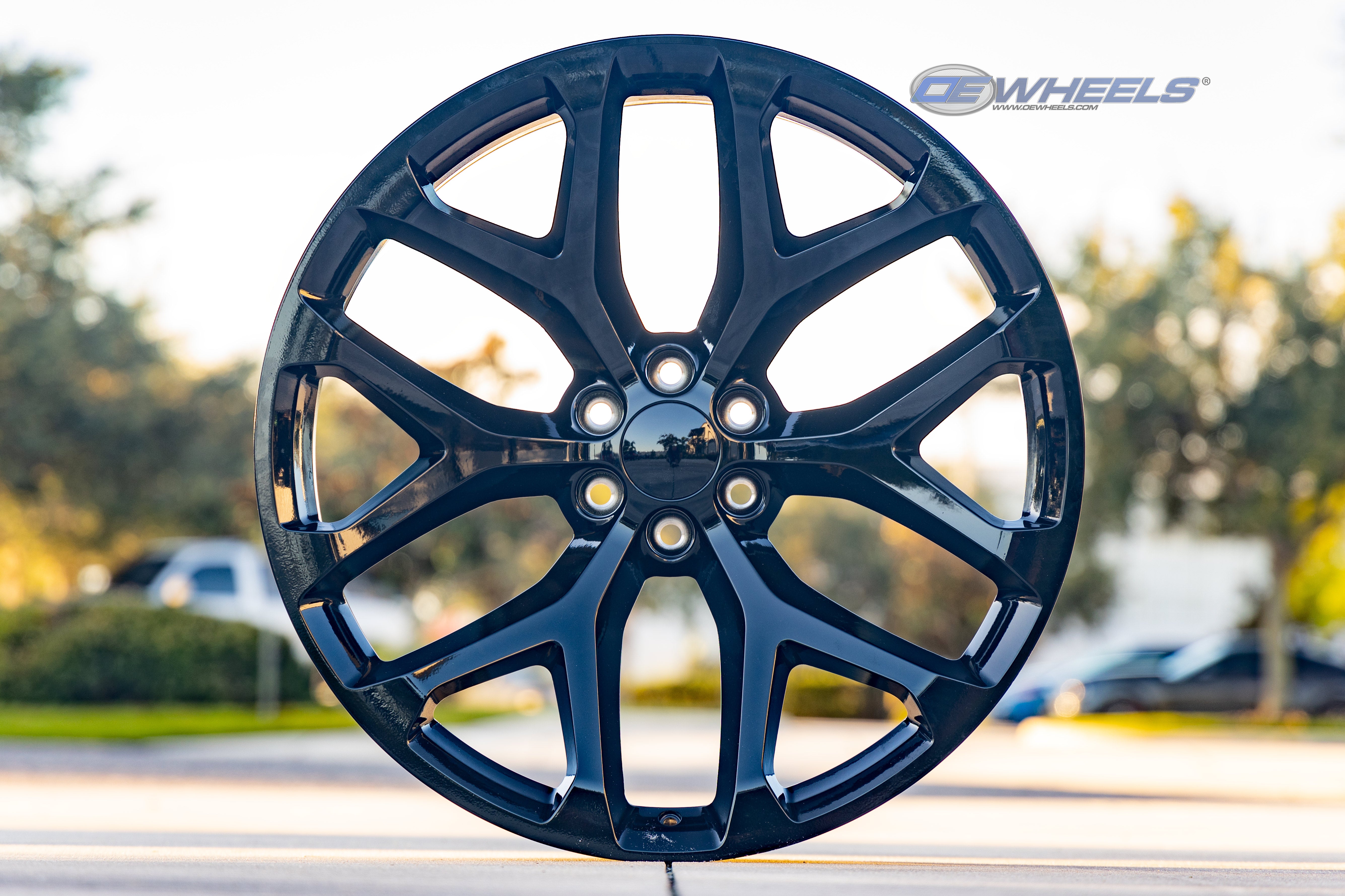 OE Wheels CV98B-26100-6550-24B 26" Replica fits Chevrolet Silverado 1500 Black